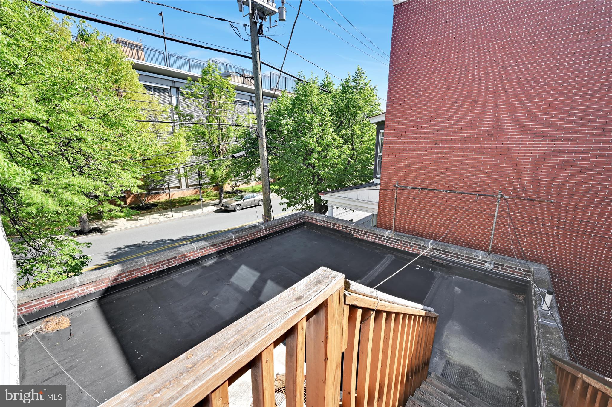 LANCASTER NORTHEAST - Residential Income