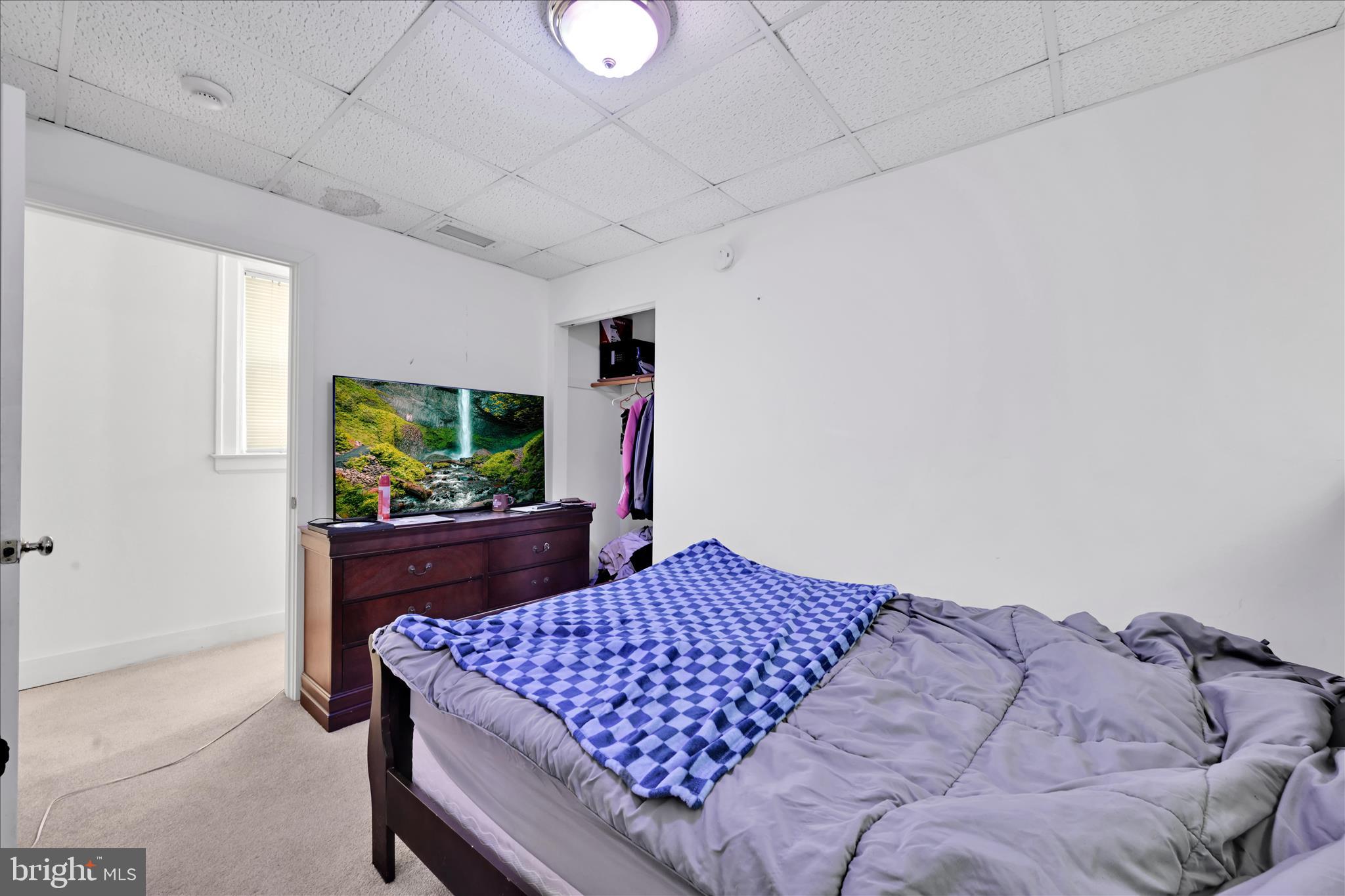 LANCASTER NORTHEAST - Residential Income