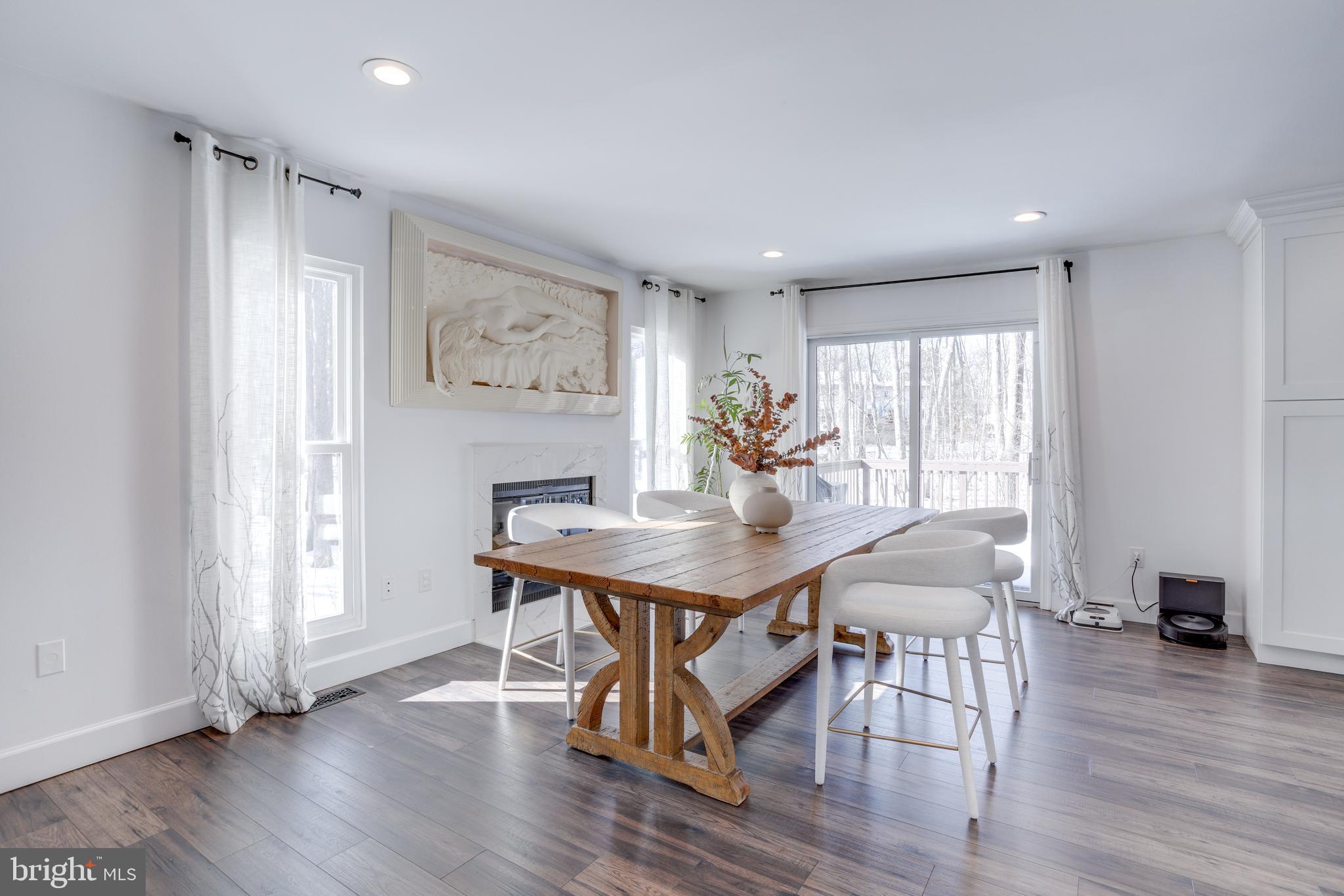 5704 WOOD DUCK COURT