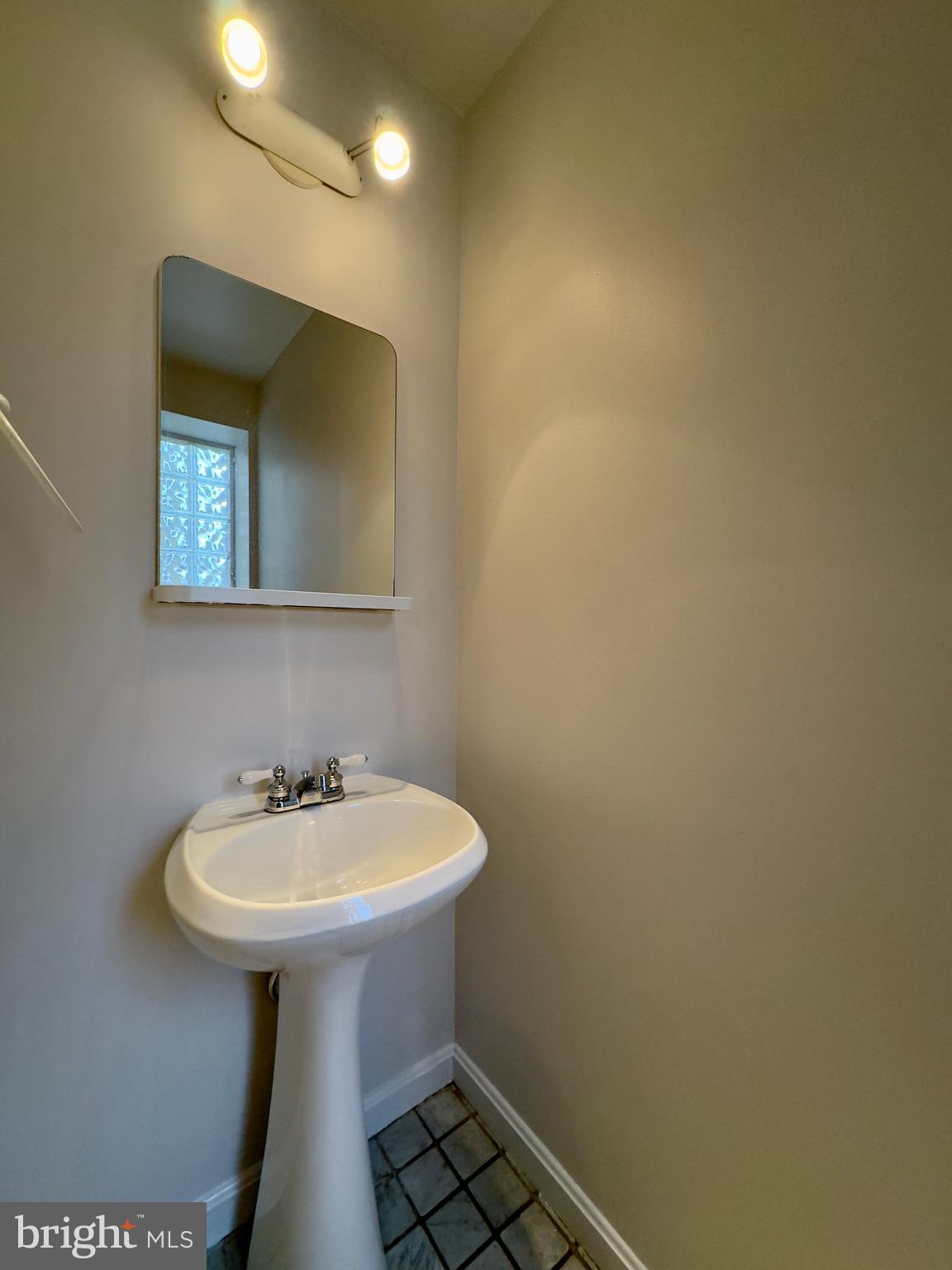 CANTON - Residential Lease