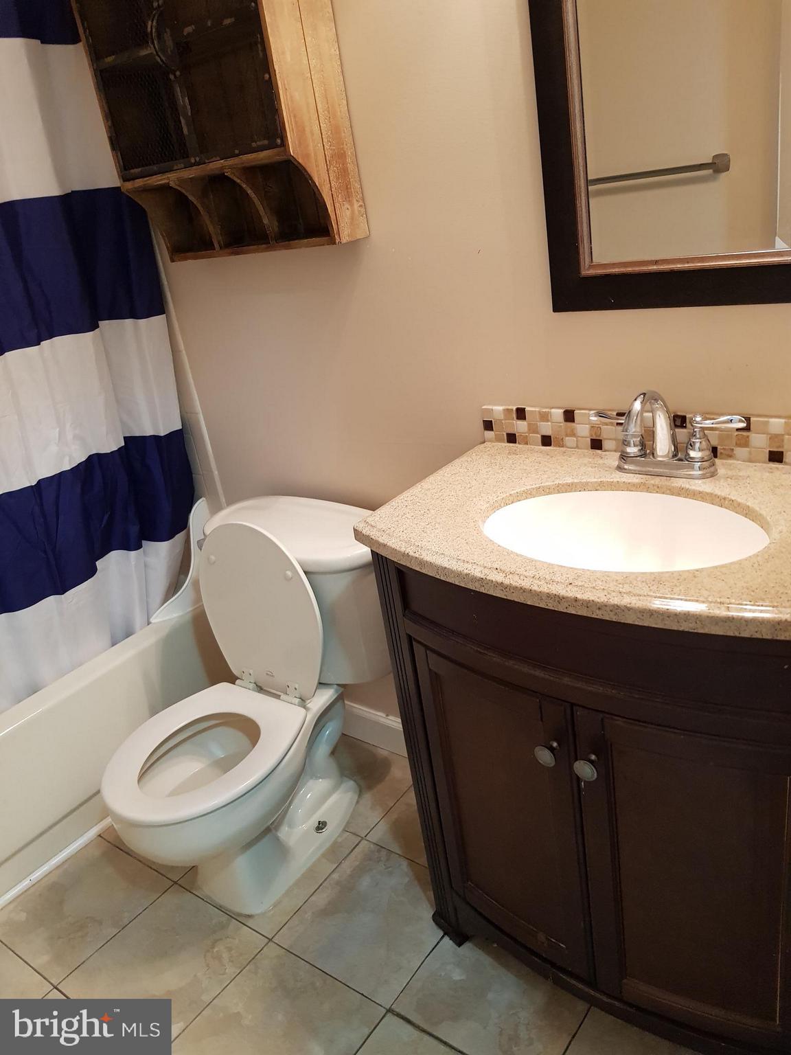 CLIFTON TOWNES - Residential Lease