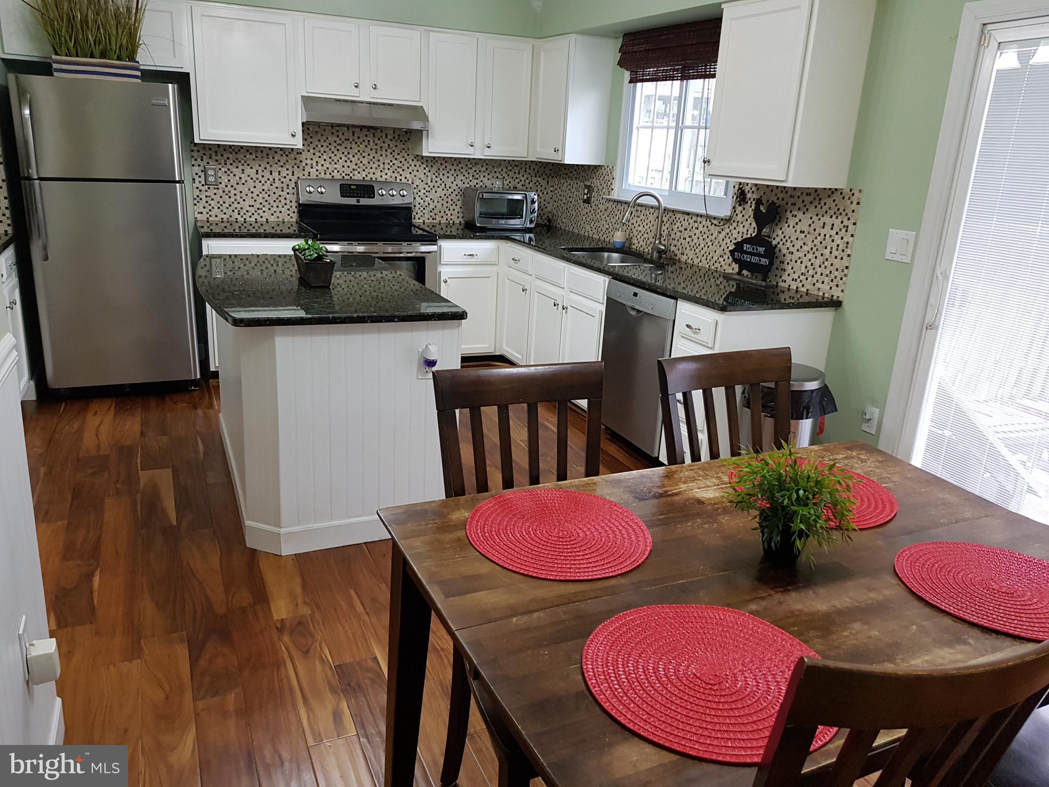 CLIFTON TOWNES - Residential Lease