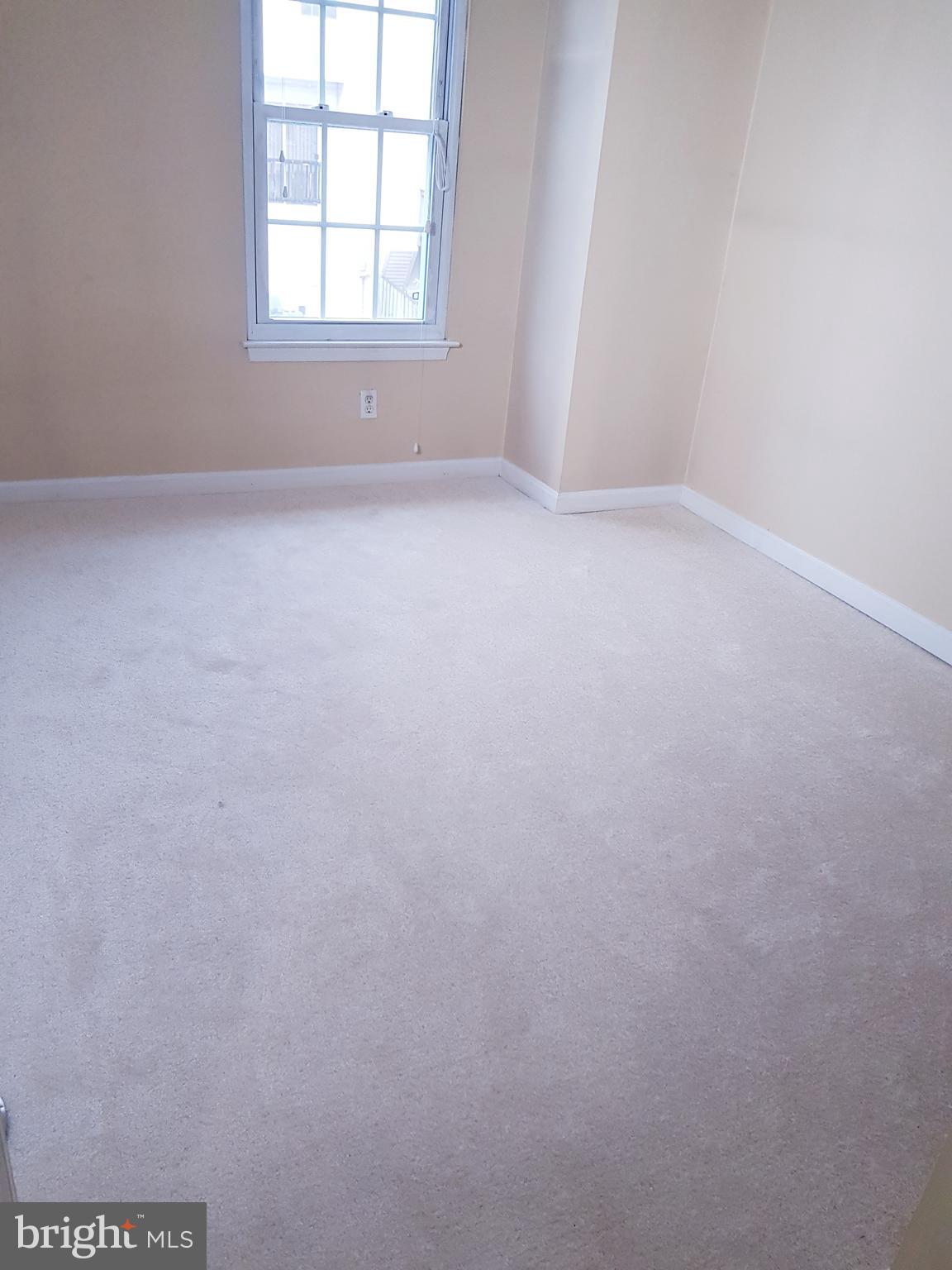 CLIFTON TOWNES - Residential Lease