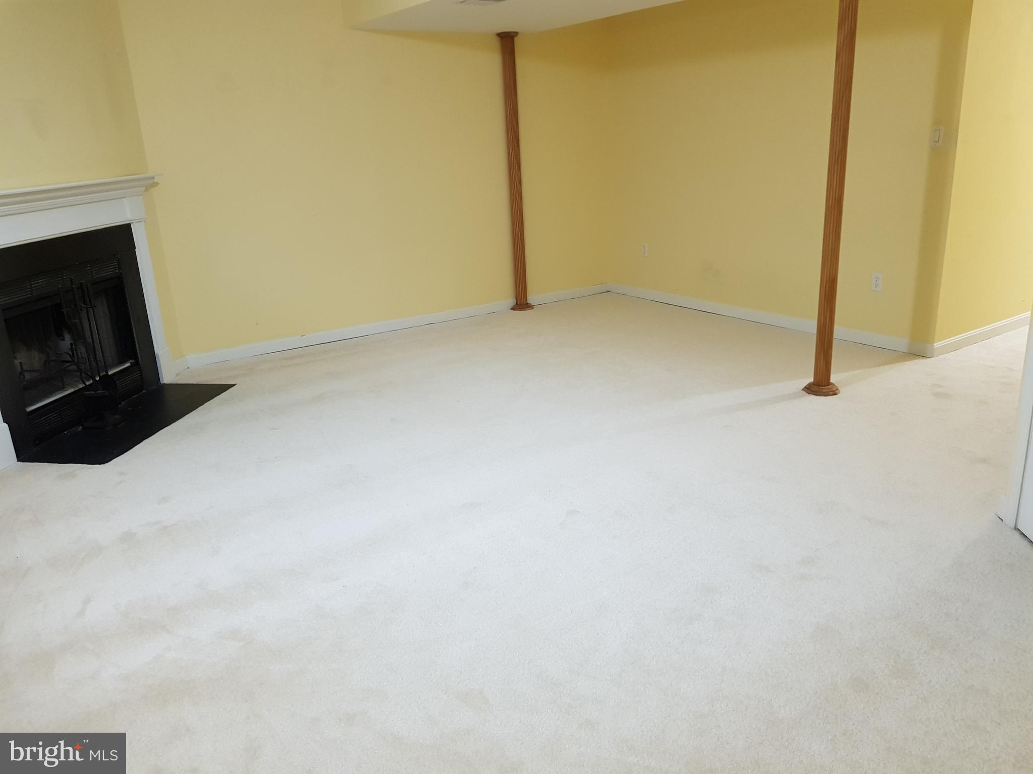 CLIFTON TOWNES - Residential Lease