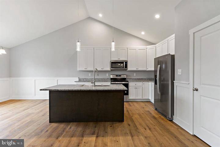 WINDFALL ACRES - Residential