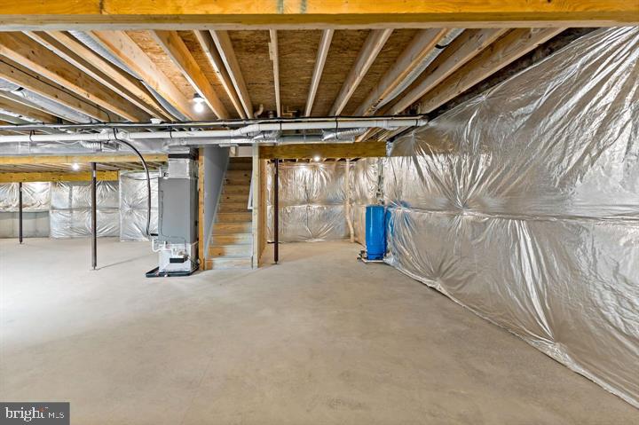 WINDFALL ACRES - Residential