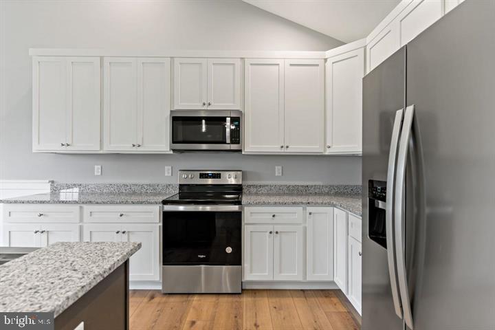 WINDFALL ACRES - Residential