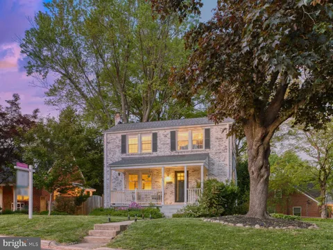 9301 Mintwood Street, Silver Spring, MD MLS: MDMC2172206