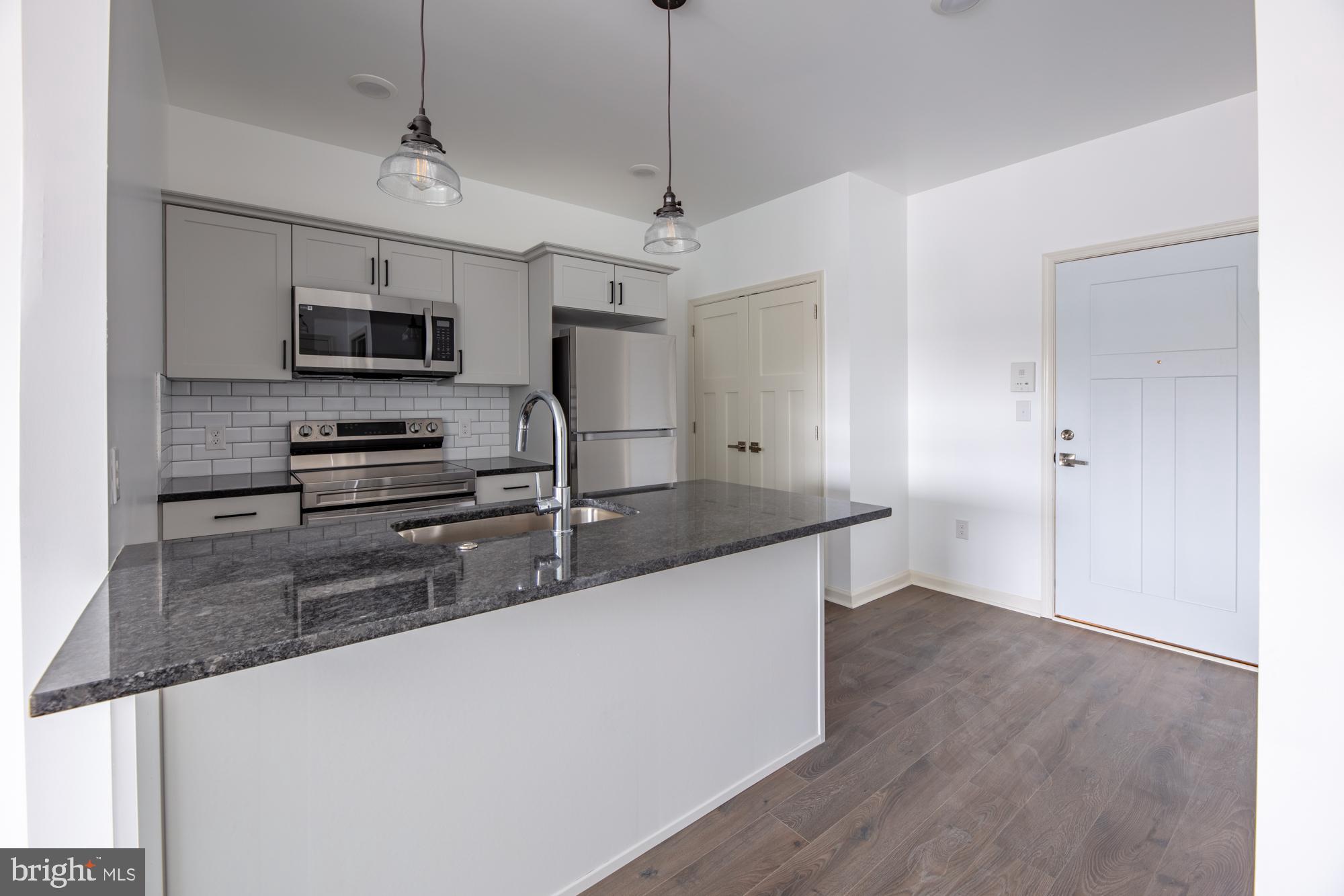 GERMANTOWN (WEST) - Residential Lease