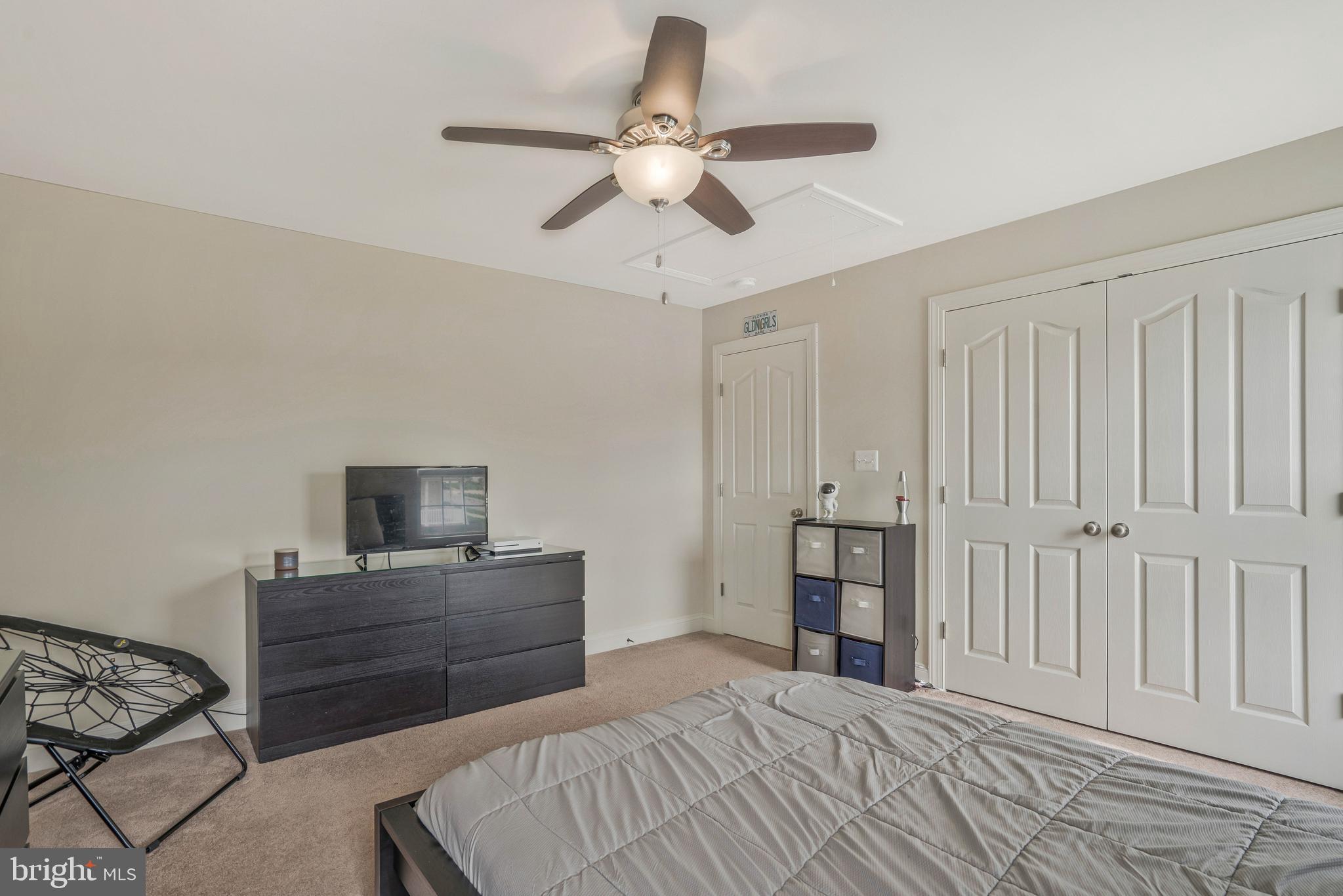 LEONARDS GRANT - Residential