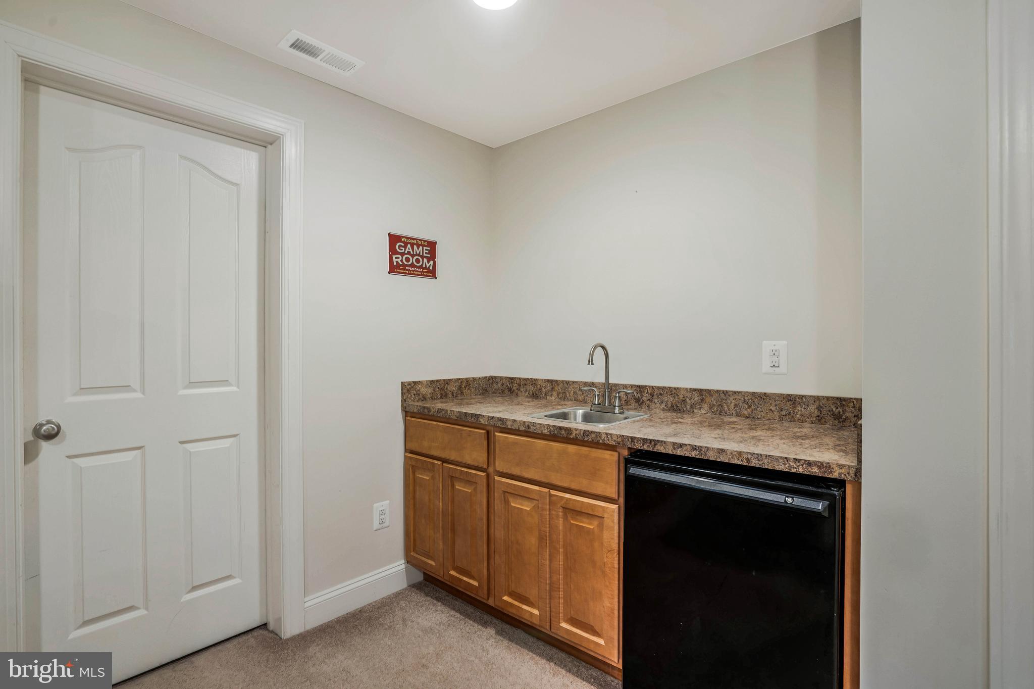 LEONARDS GRANT - Residential