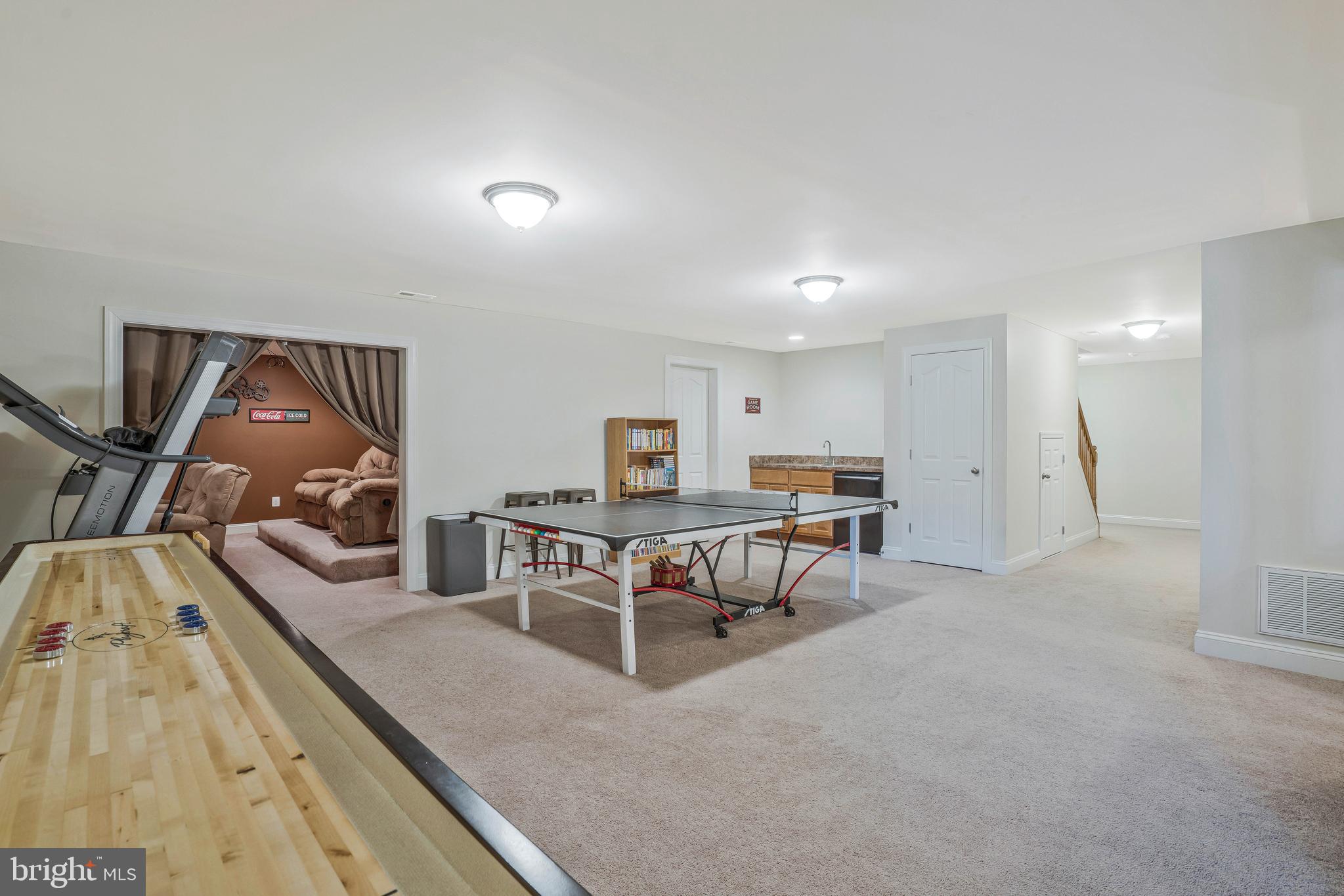 LEONARDS GRANT - Residential