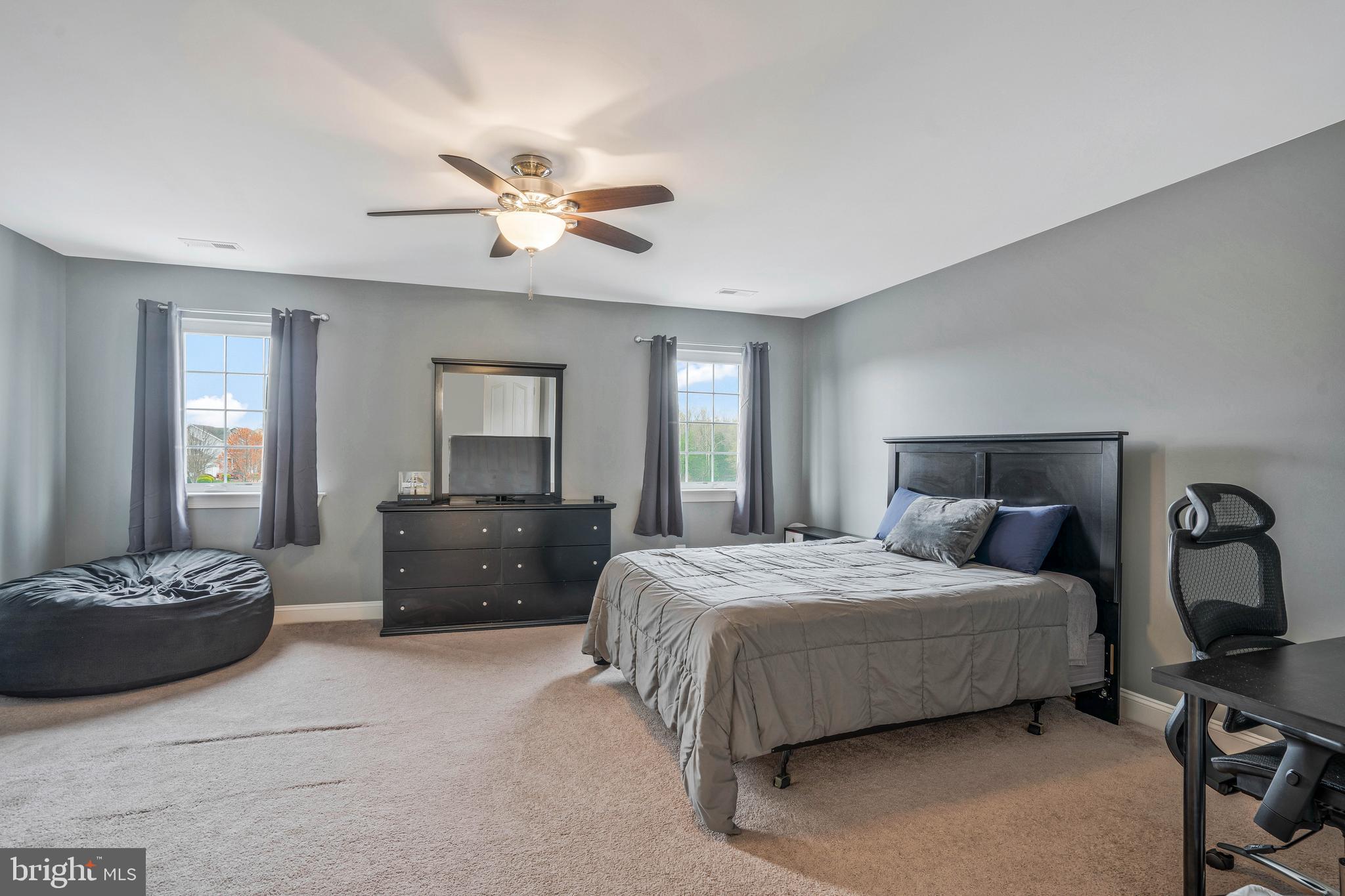 LEONARDS GRANT - Residential