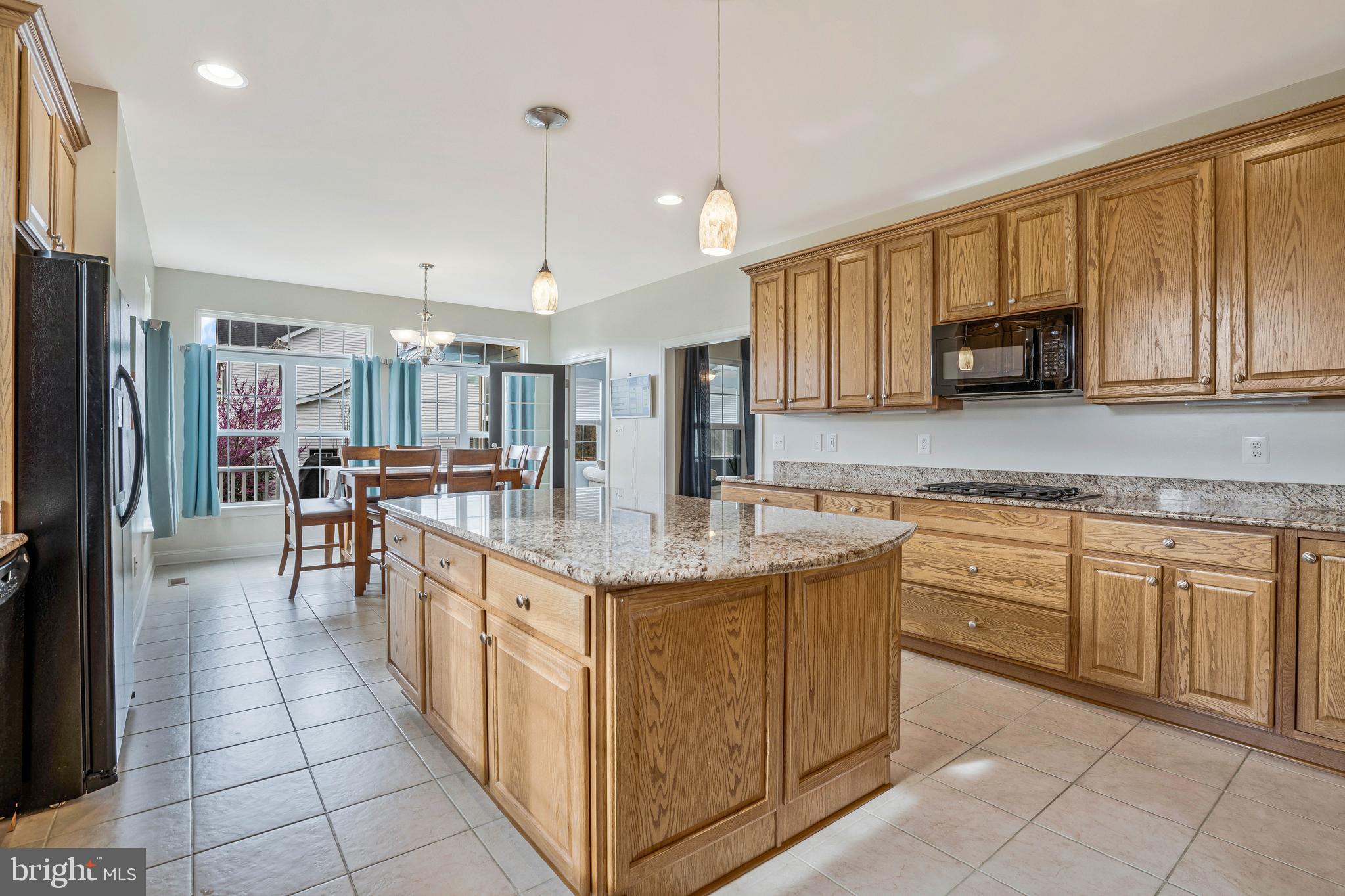 LEONARDS GRANT - Residential