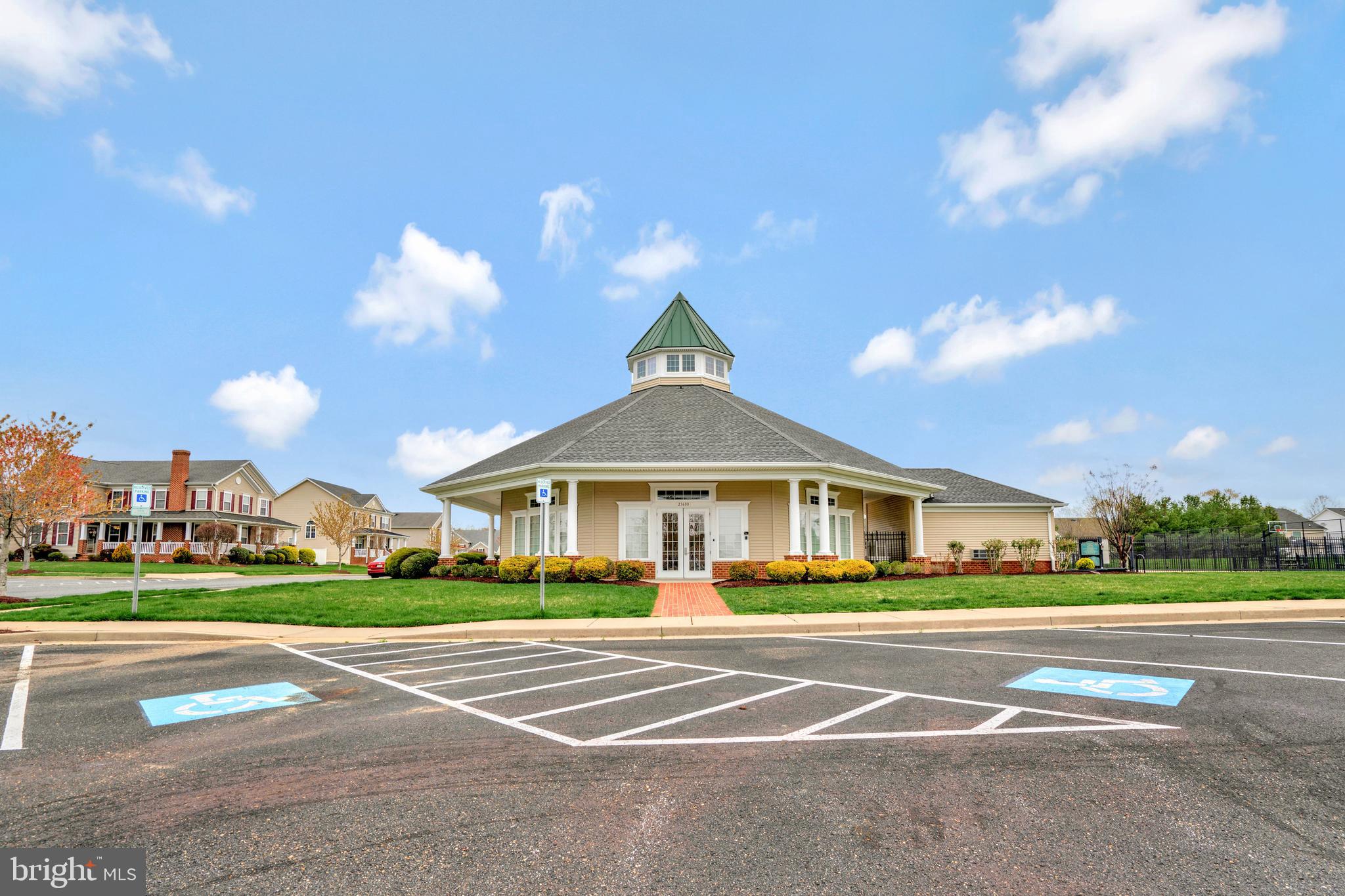 LEONARDS GRANT - Residential