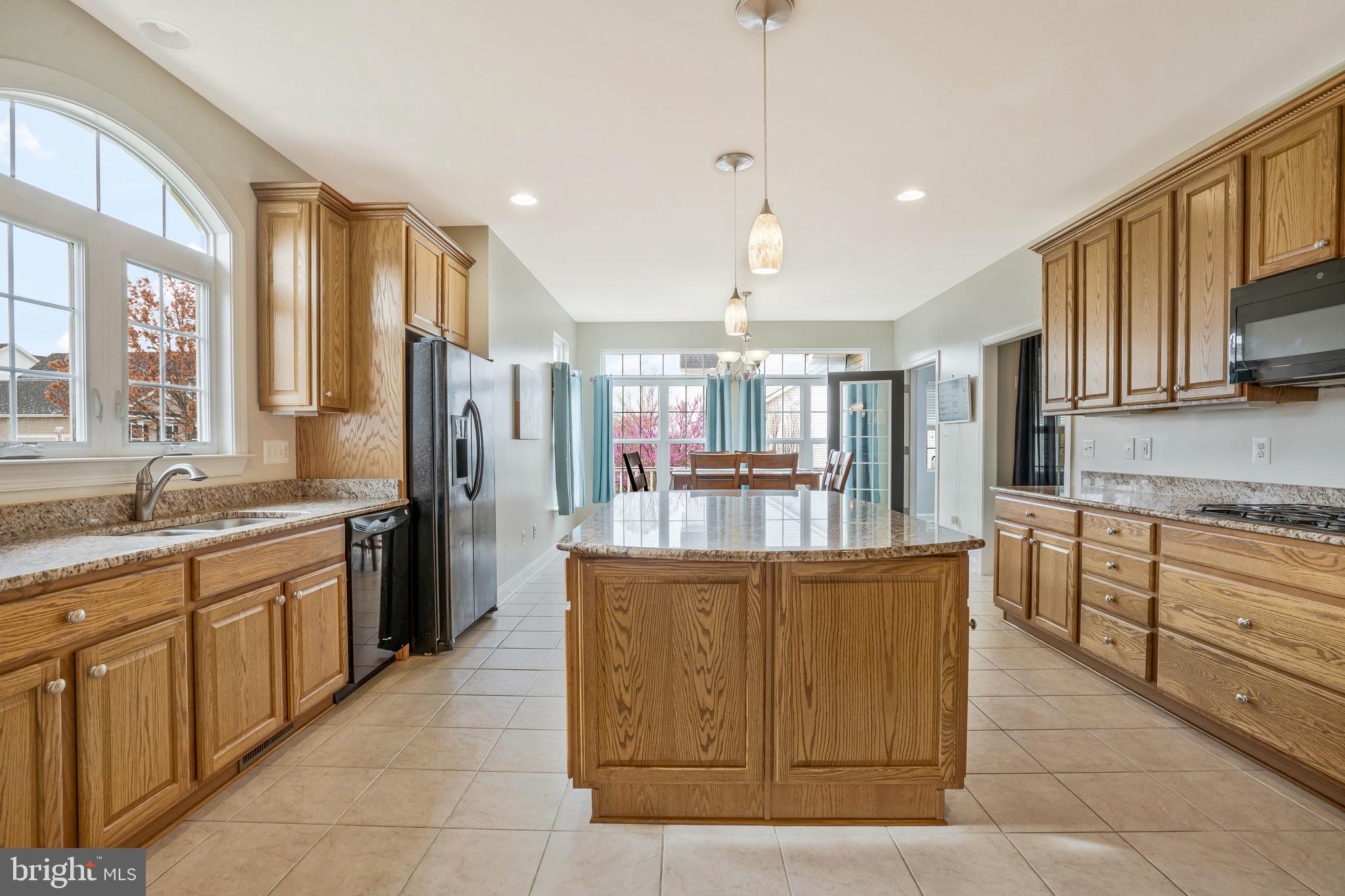 LEONARDS GRANT - Residential