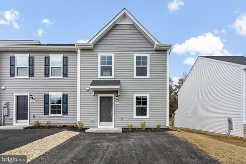 212 Gentle Breeze Drive, Bunker Hill, WV MLS: WVBE2038046