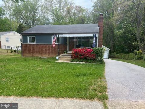 1826 HYLTON AVENUE WOODBRIDGE VA 22191