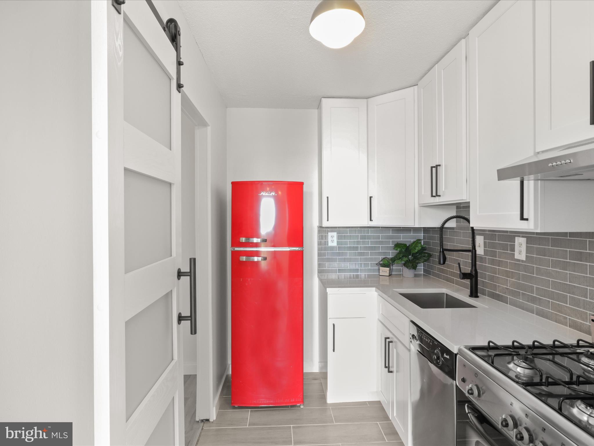 THE CARLTON - Residential Lease