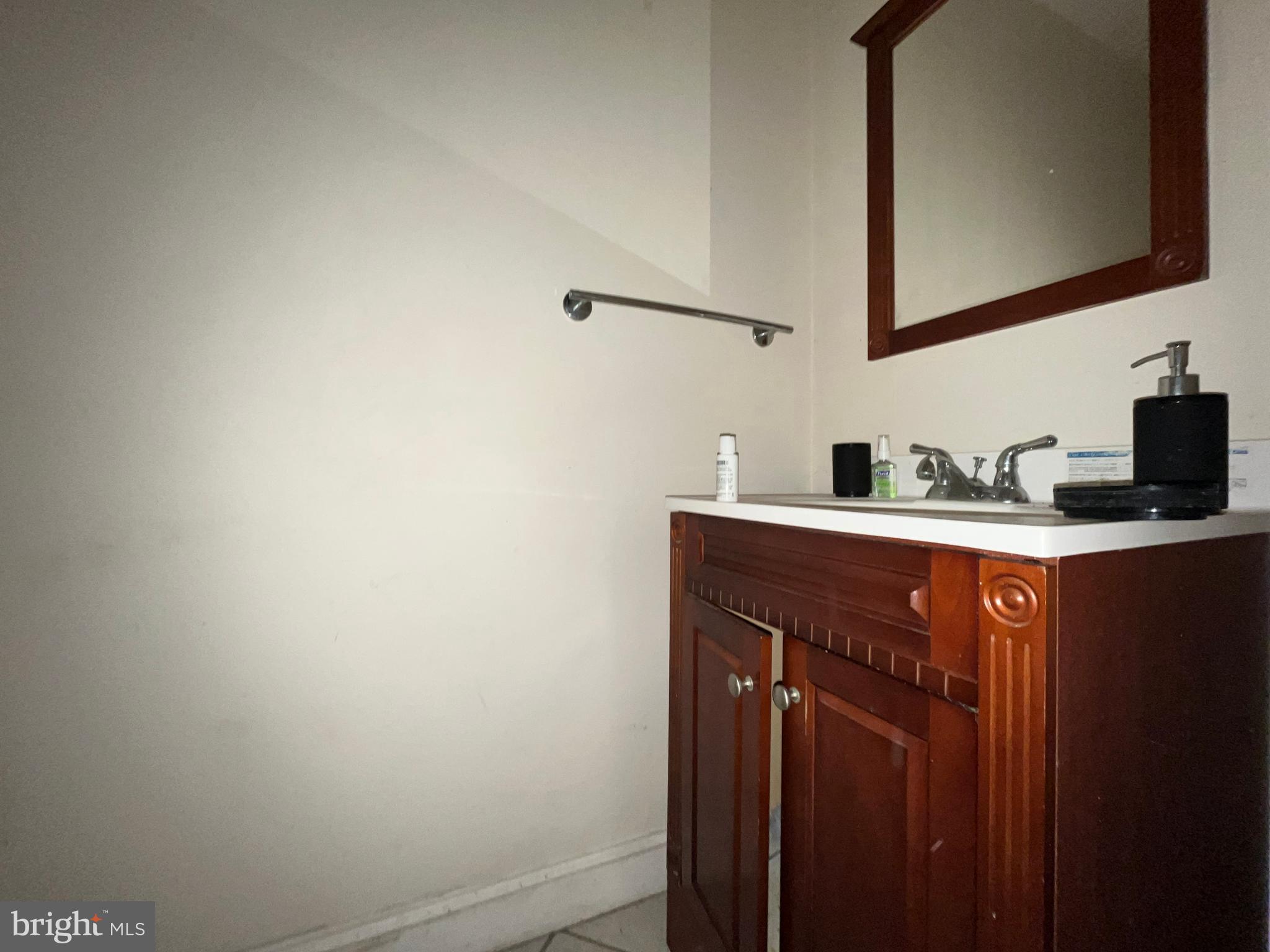 BOOTH-BOYD - Residential