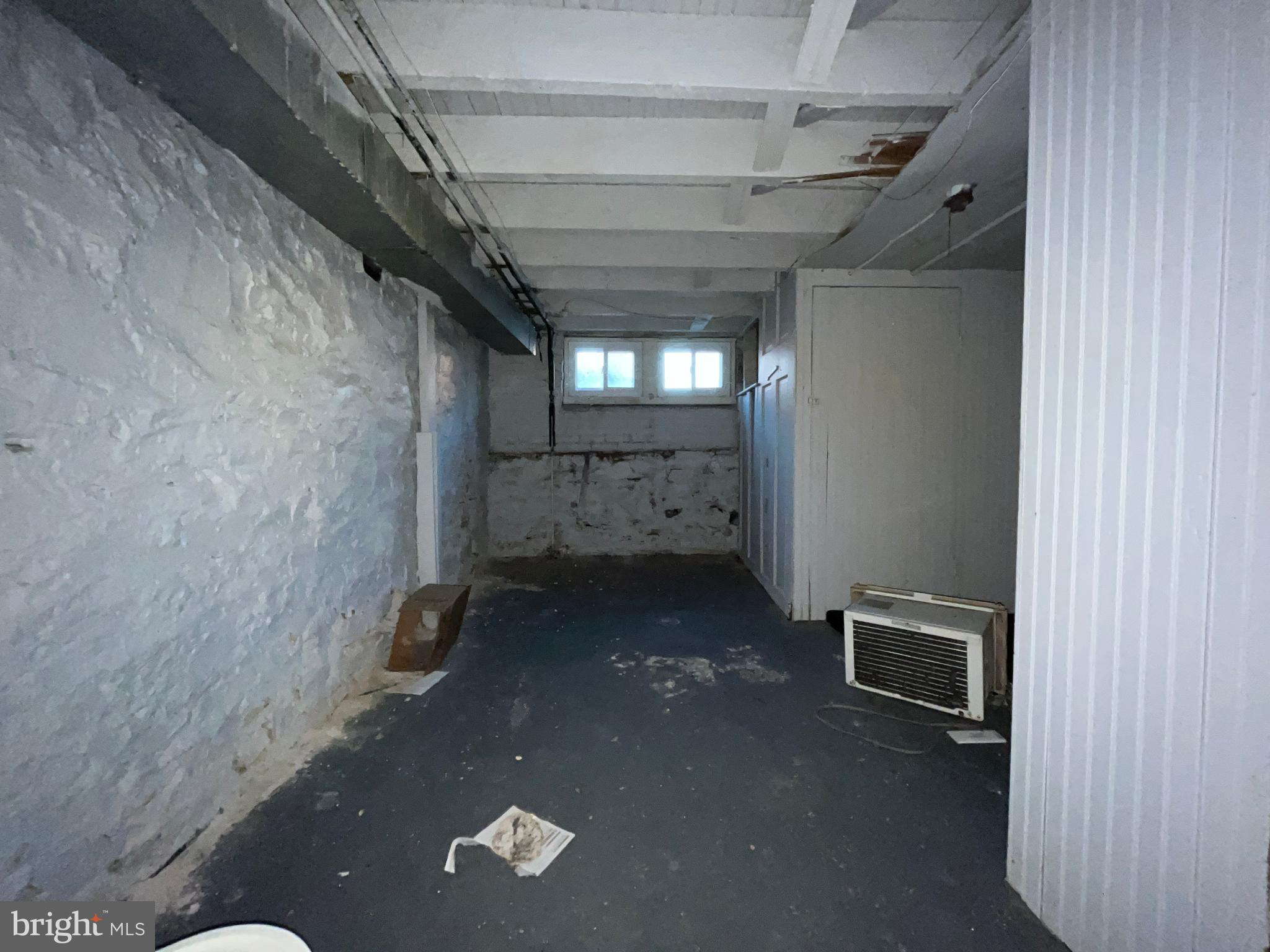 BOOTH-BOYD - Residential