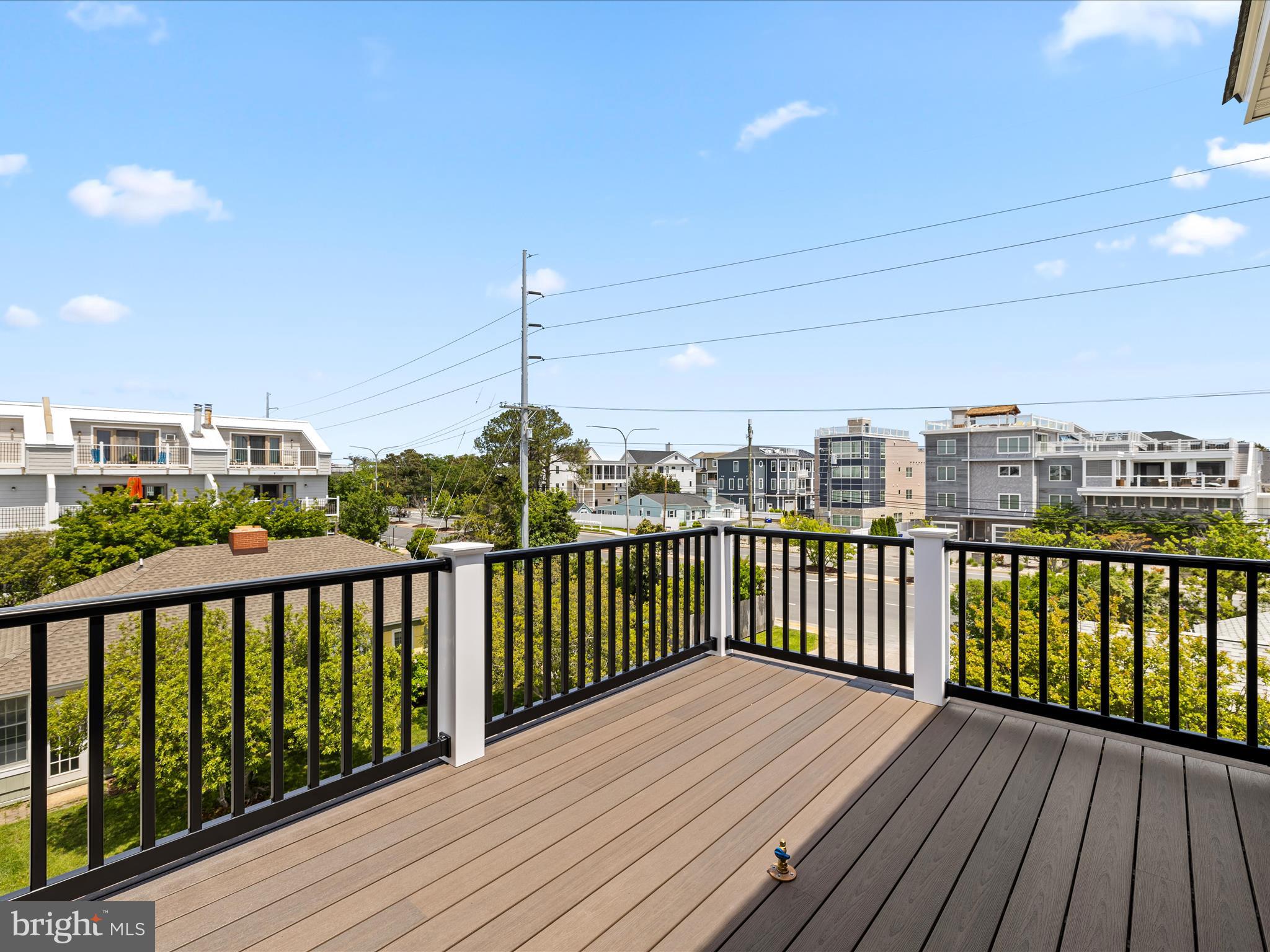 INDIAN BEACH - Residential