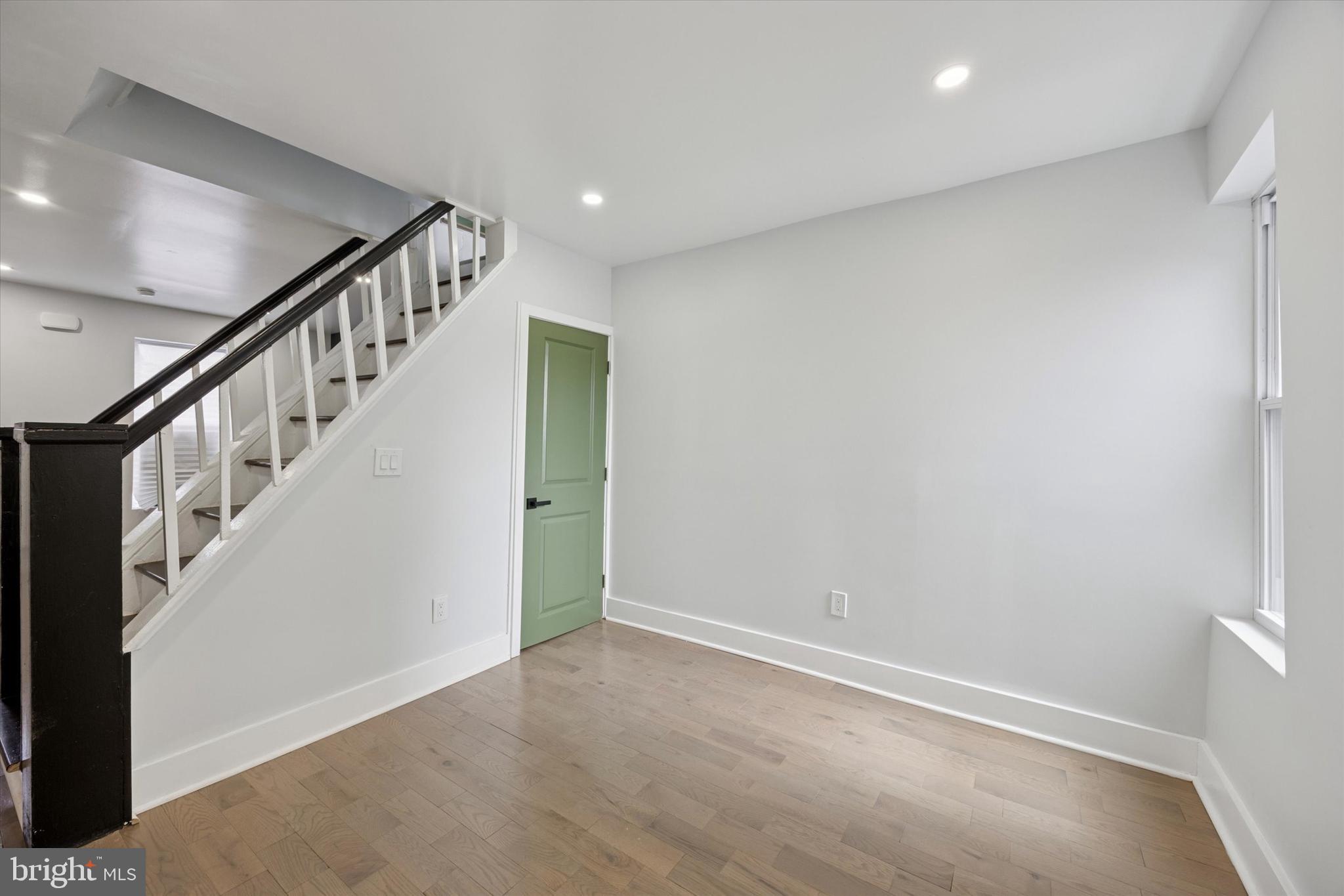 PORT RICHMOND - Residential