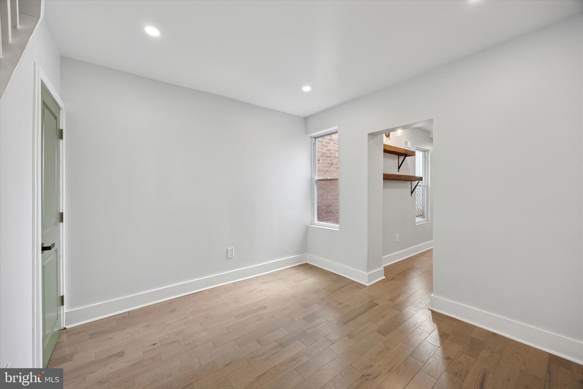 PORT RICHMOND - Residential