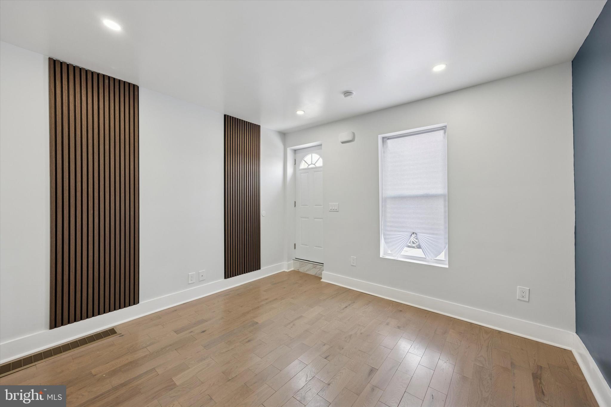 PORT RICHMOND - Residential