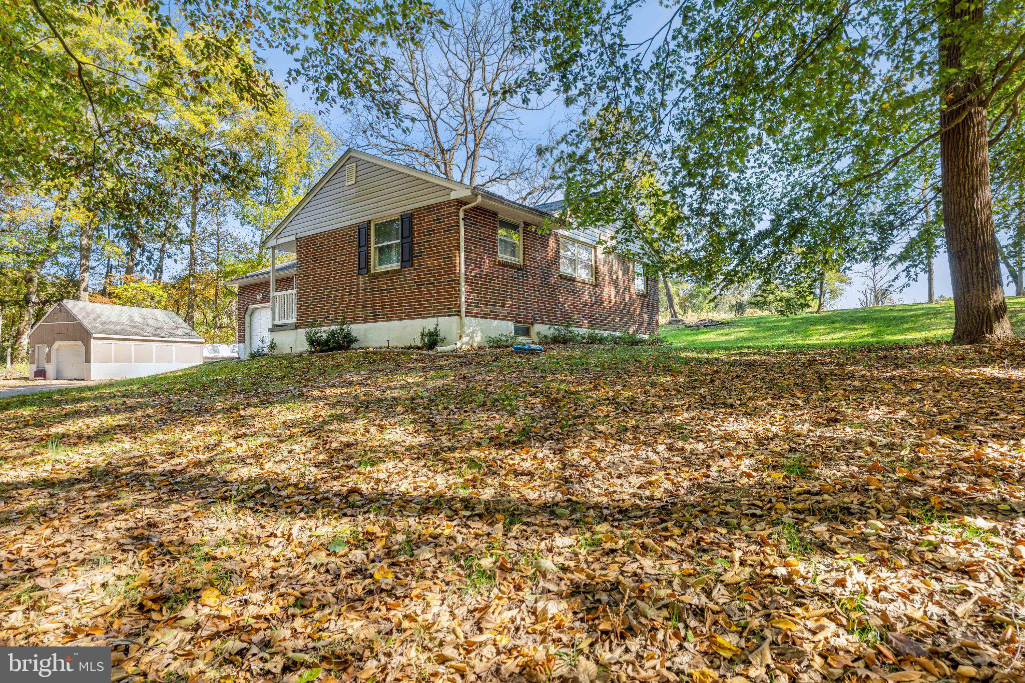334 SPRING HILL ROAD