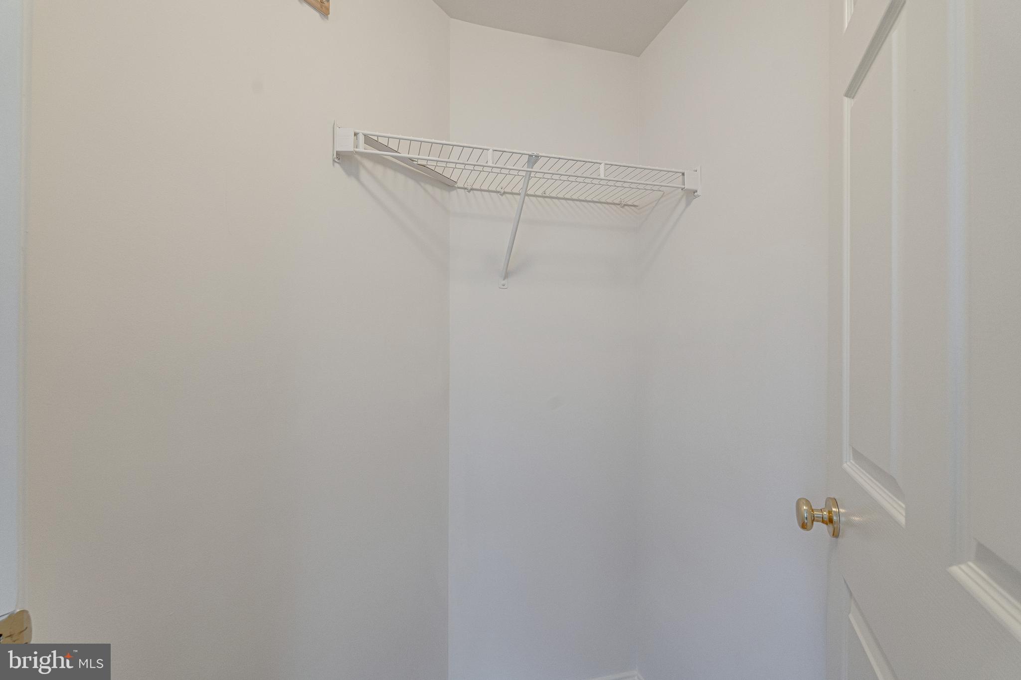 LEXINGTON SQUARE - Residential