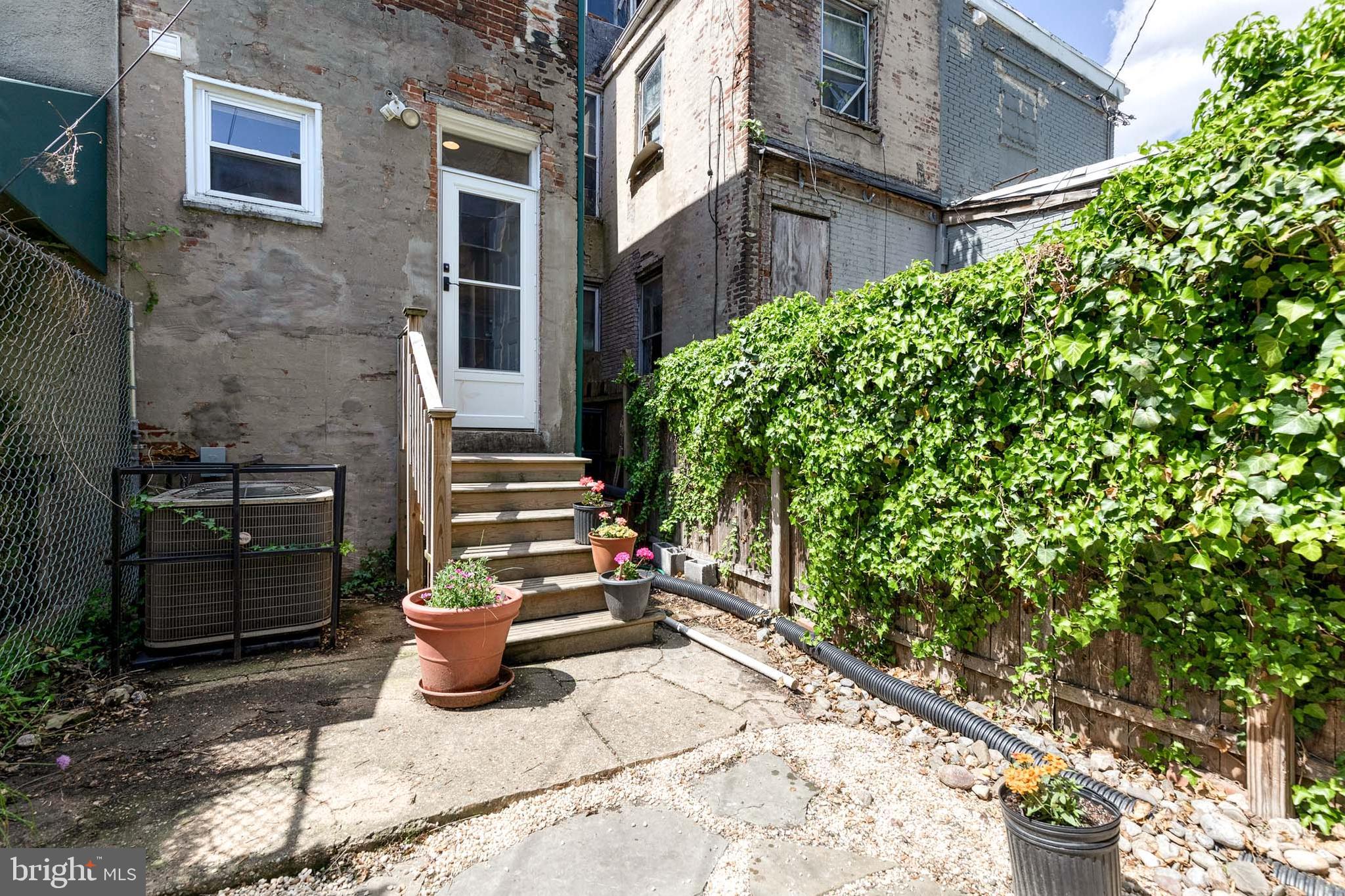 UPTON - Residential