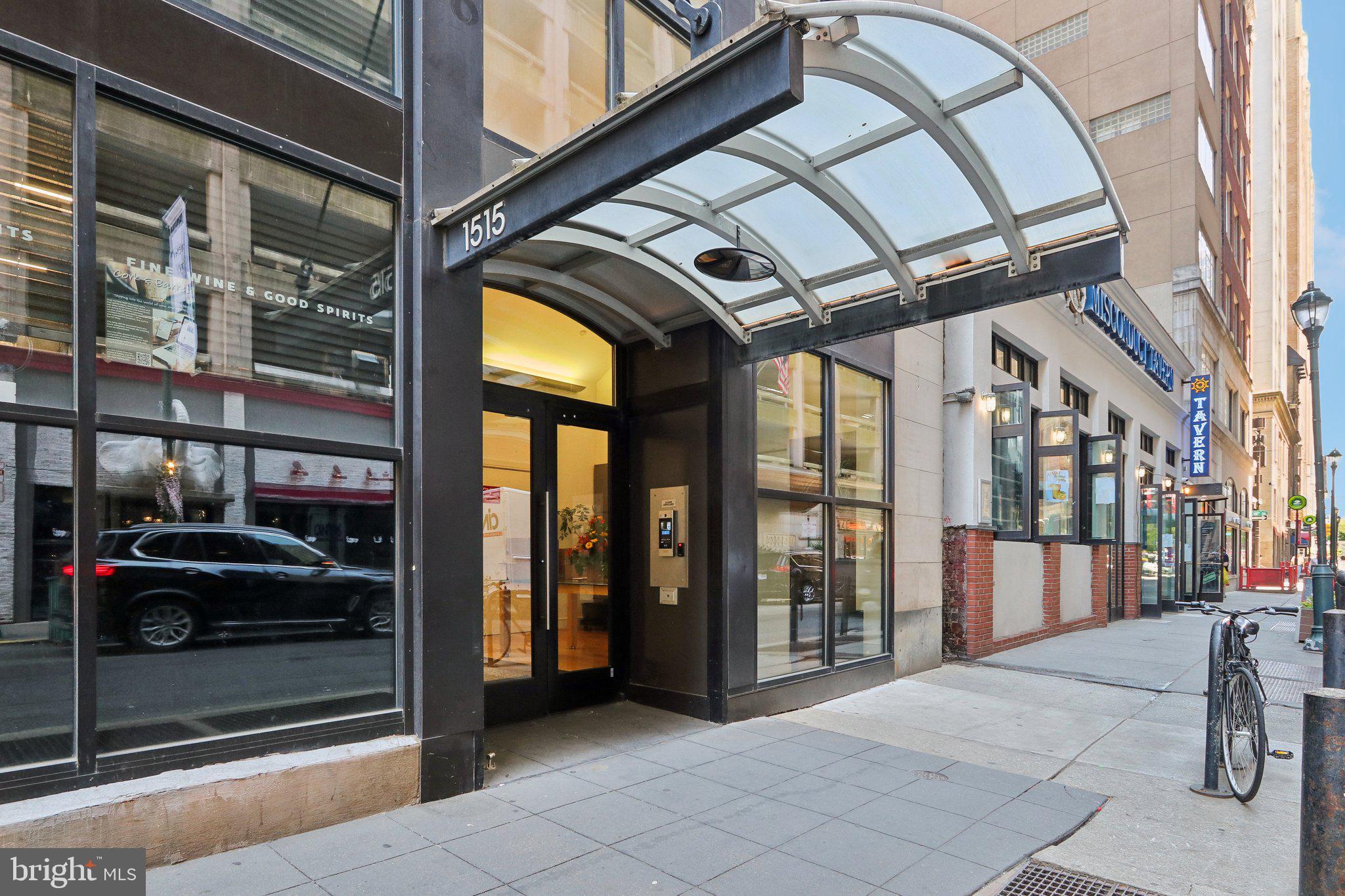 1515 LOCUST STREET 301