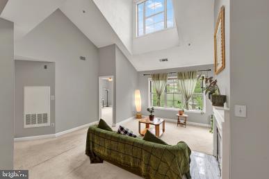 FALLS GABLE - Residential