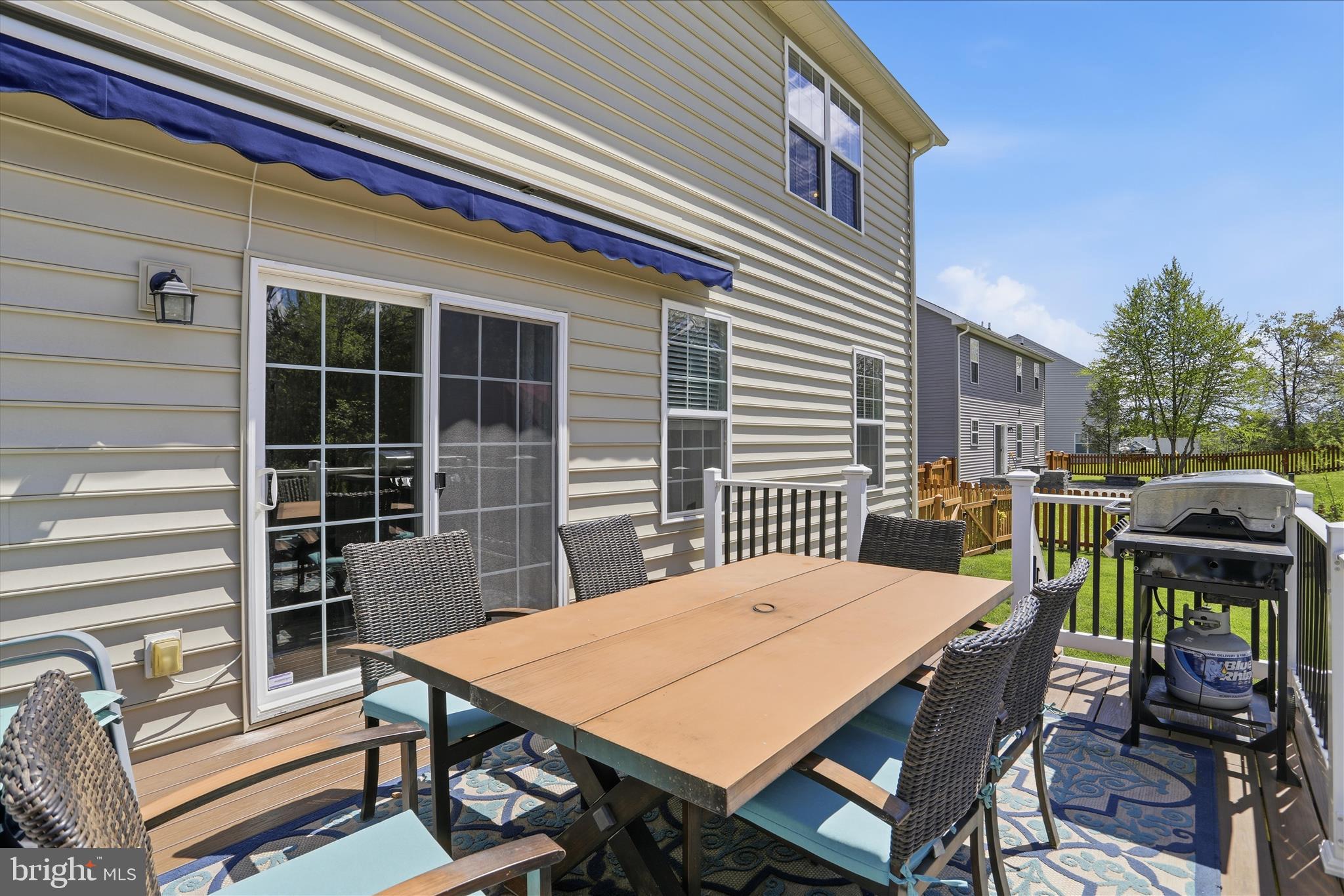 ROLLING HILLS - Residential