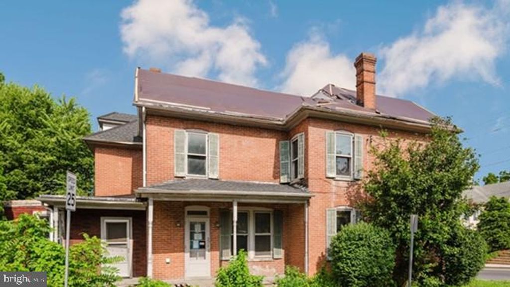 Photo of 271 E Baltimore Street, GREENCASTLE, PA 17225 (MLS # PAFL2030328)