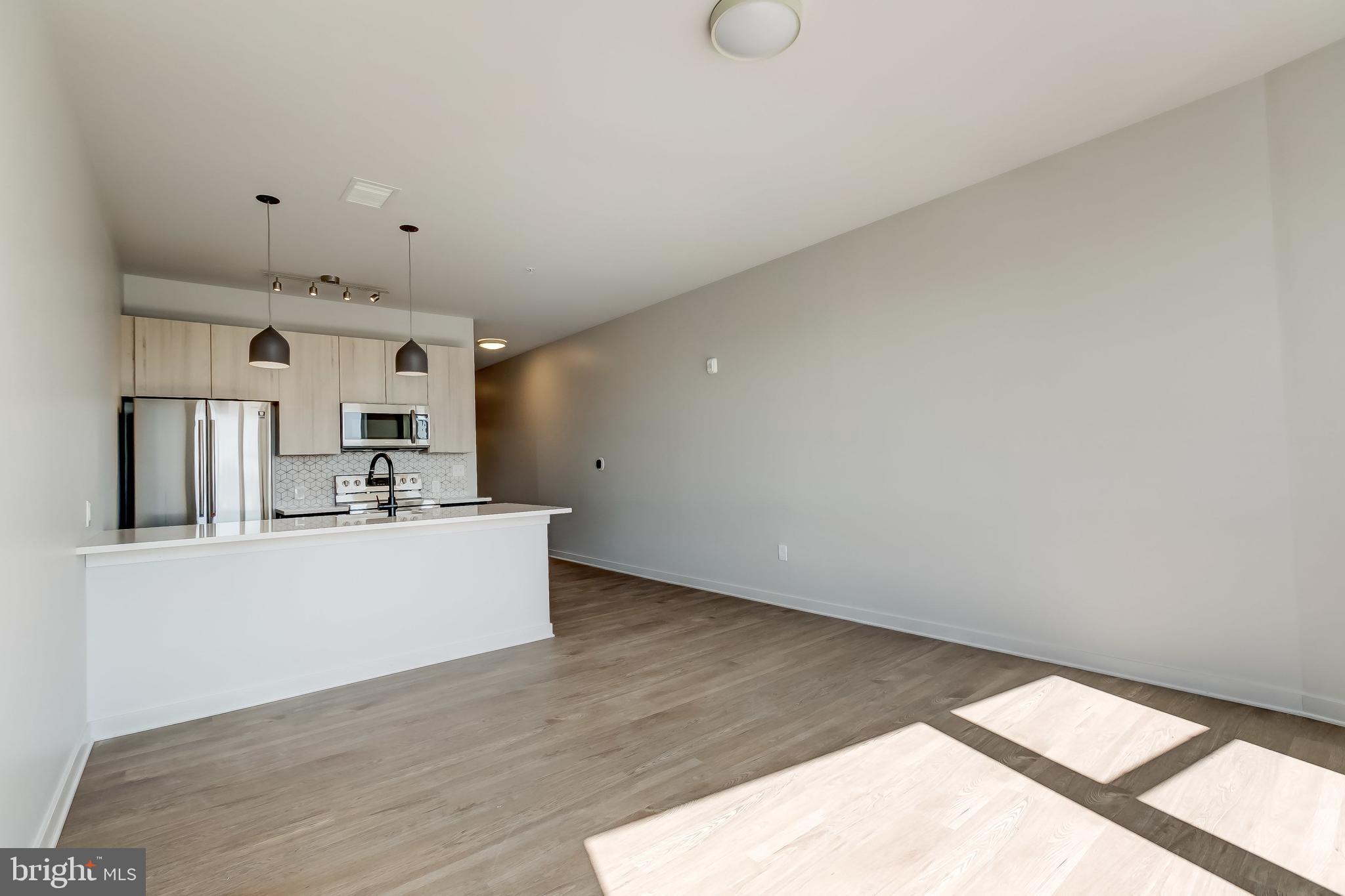 SHARP LEADENHALL - Residential Lease