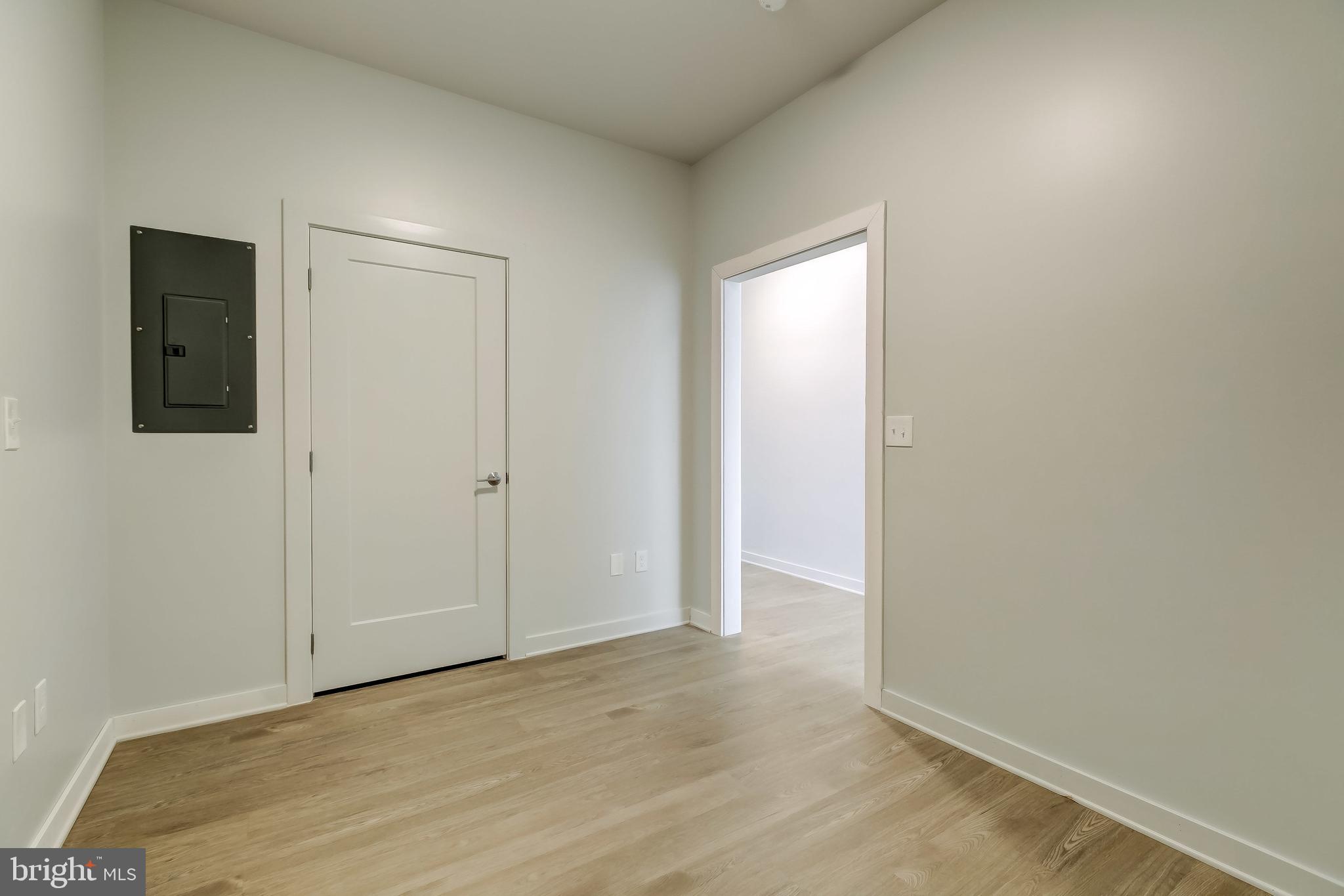 SHARP LEADENHALL - Residential Lease