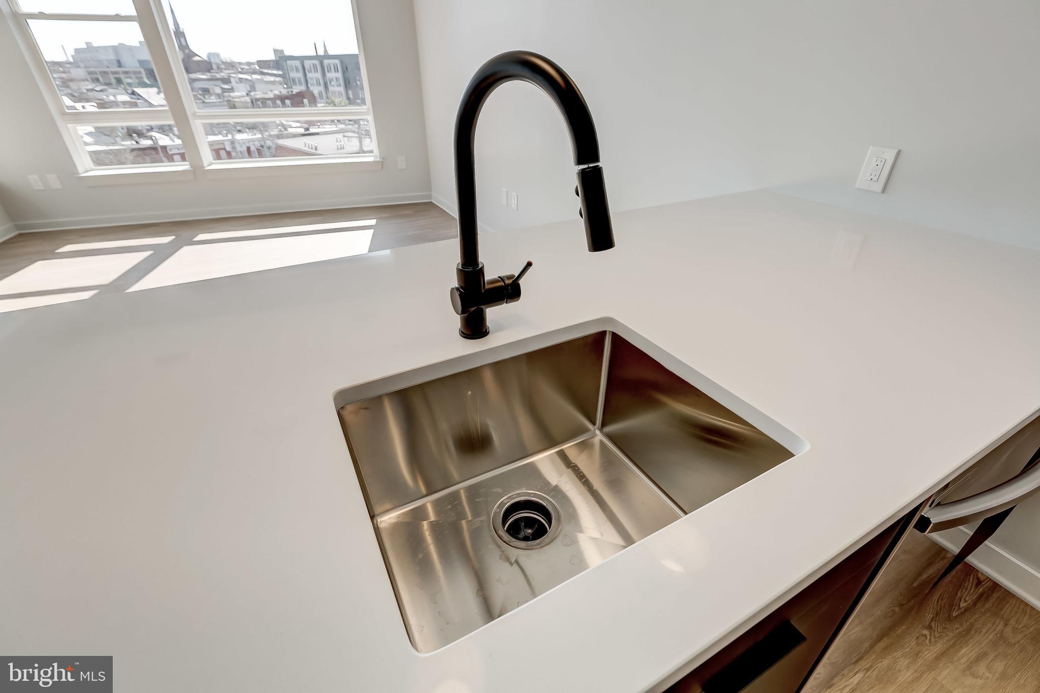 SHARP LEADENHALL - Residential Lease