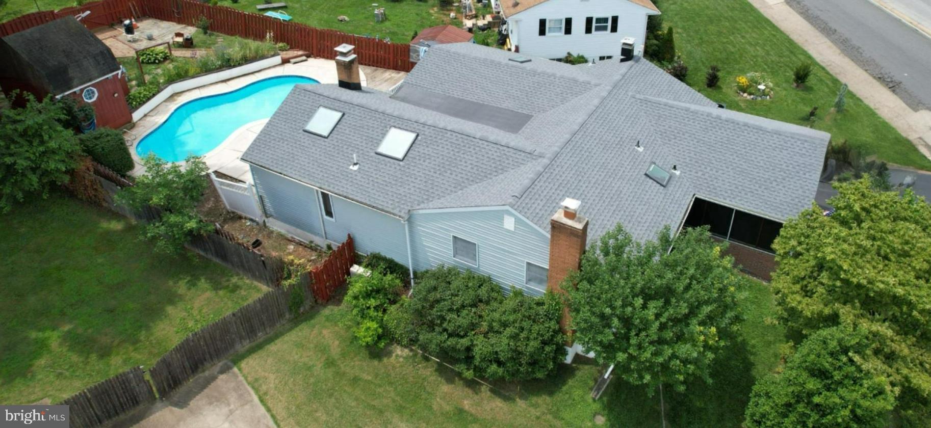 2400 FAULKLAND ROAD