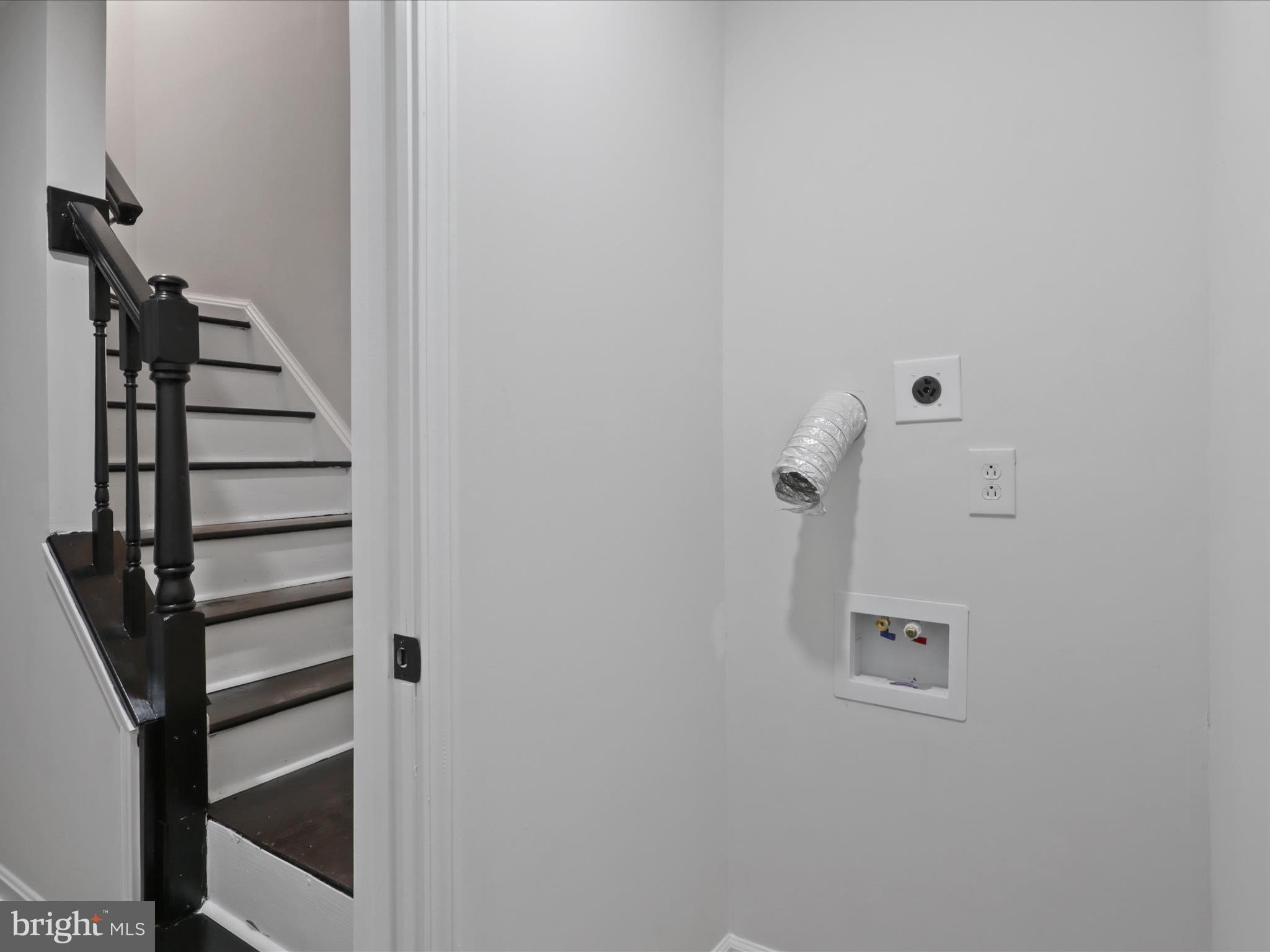 ASHBURN FARM - Residential