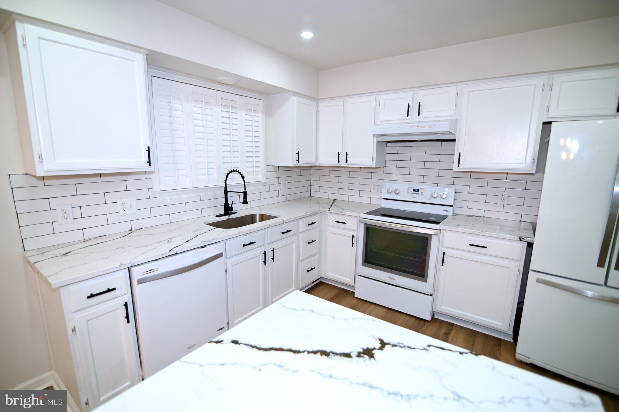 ASHBURN FARM - Residential