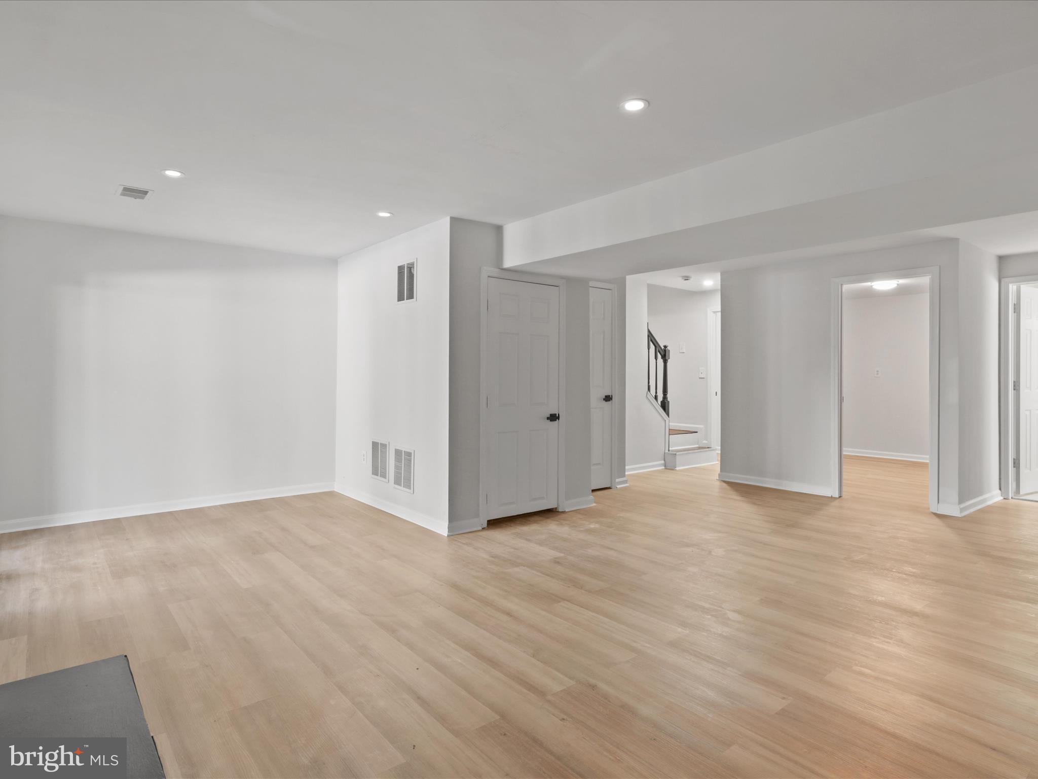 ASHBURN FARM - Residential