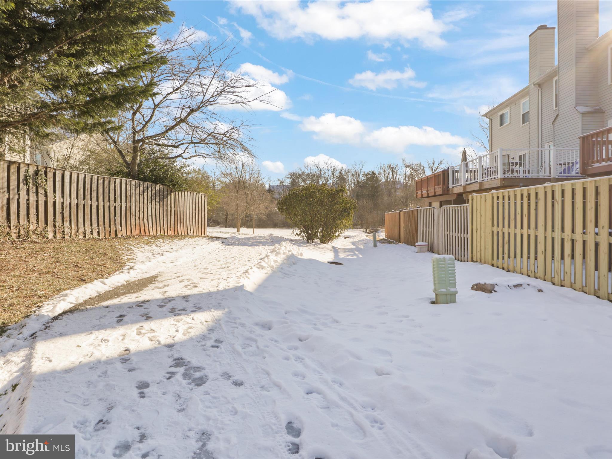 ASHBURN FARM - Residential