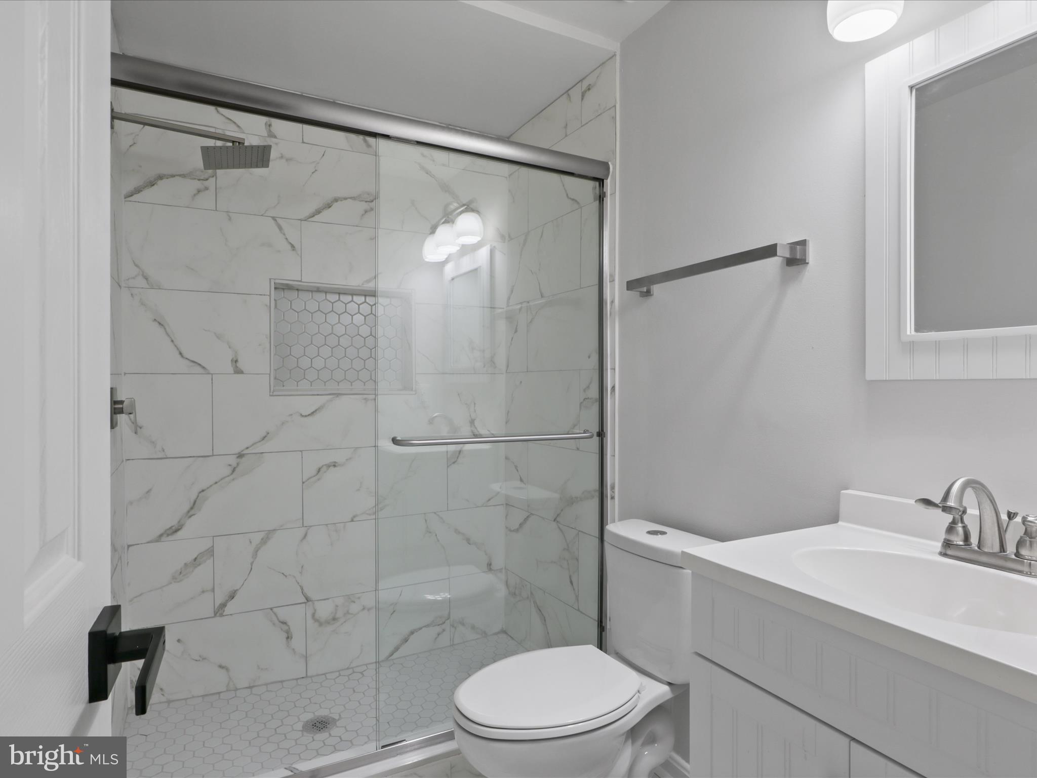 ASHBURN FARM - Residential