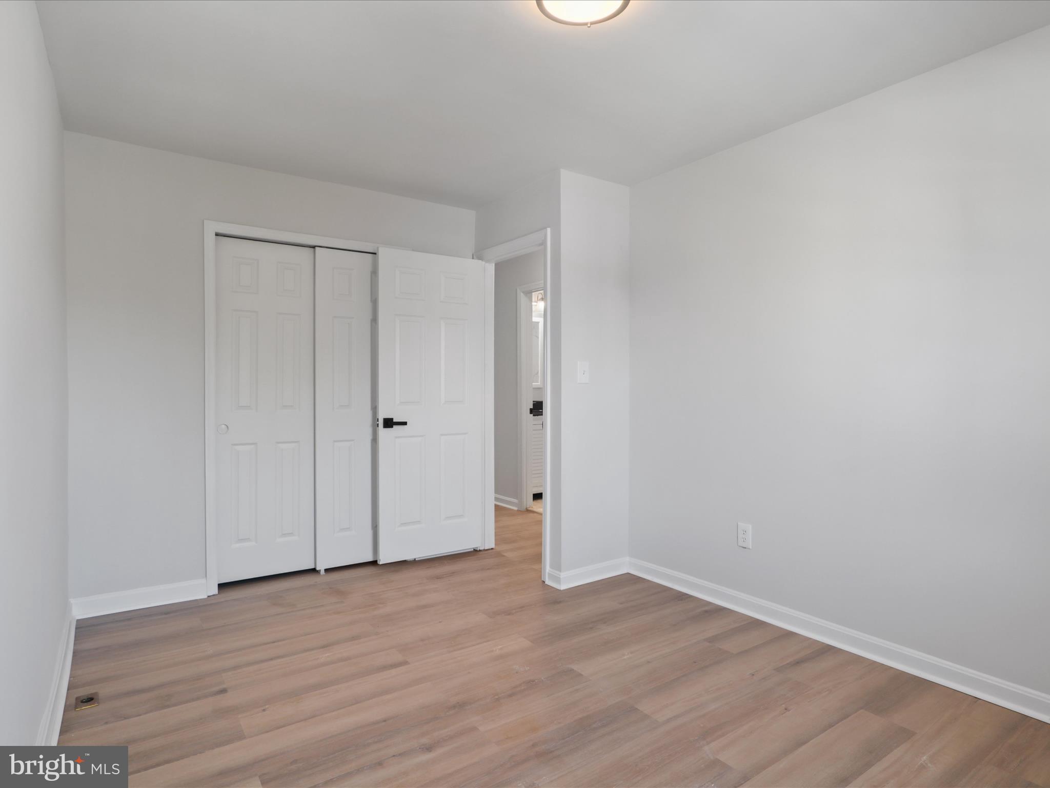 ASHBURN FARM - Residential