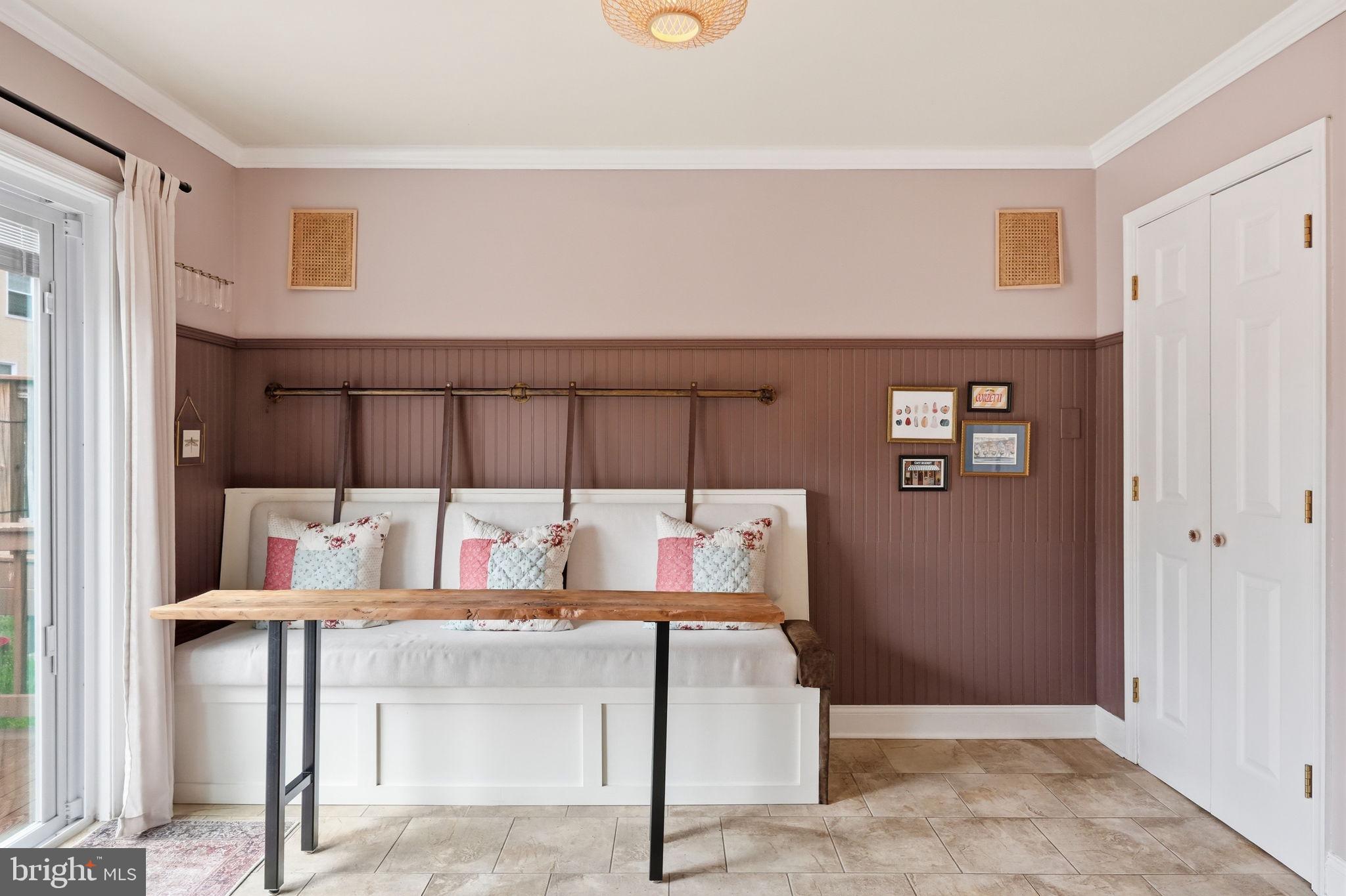 HERITAGE MANOR - Residential