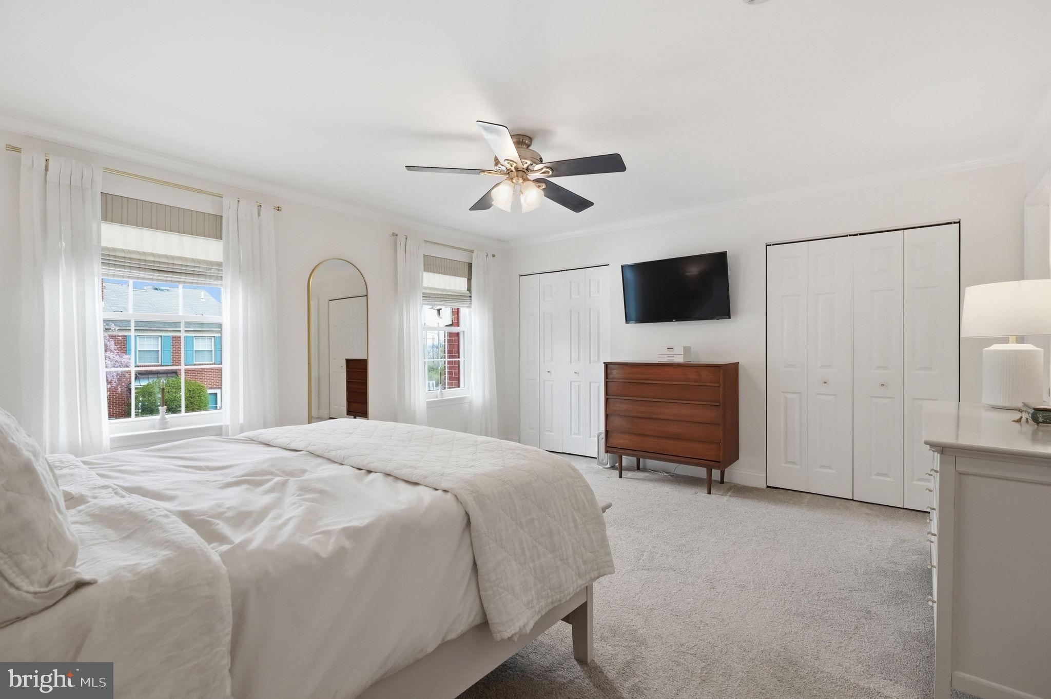 HERITAGE MANOR - Residential