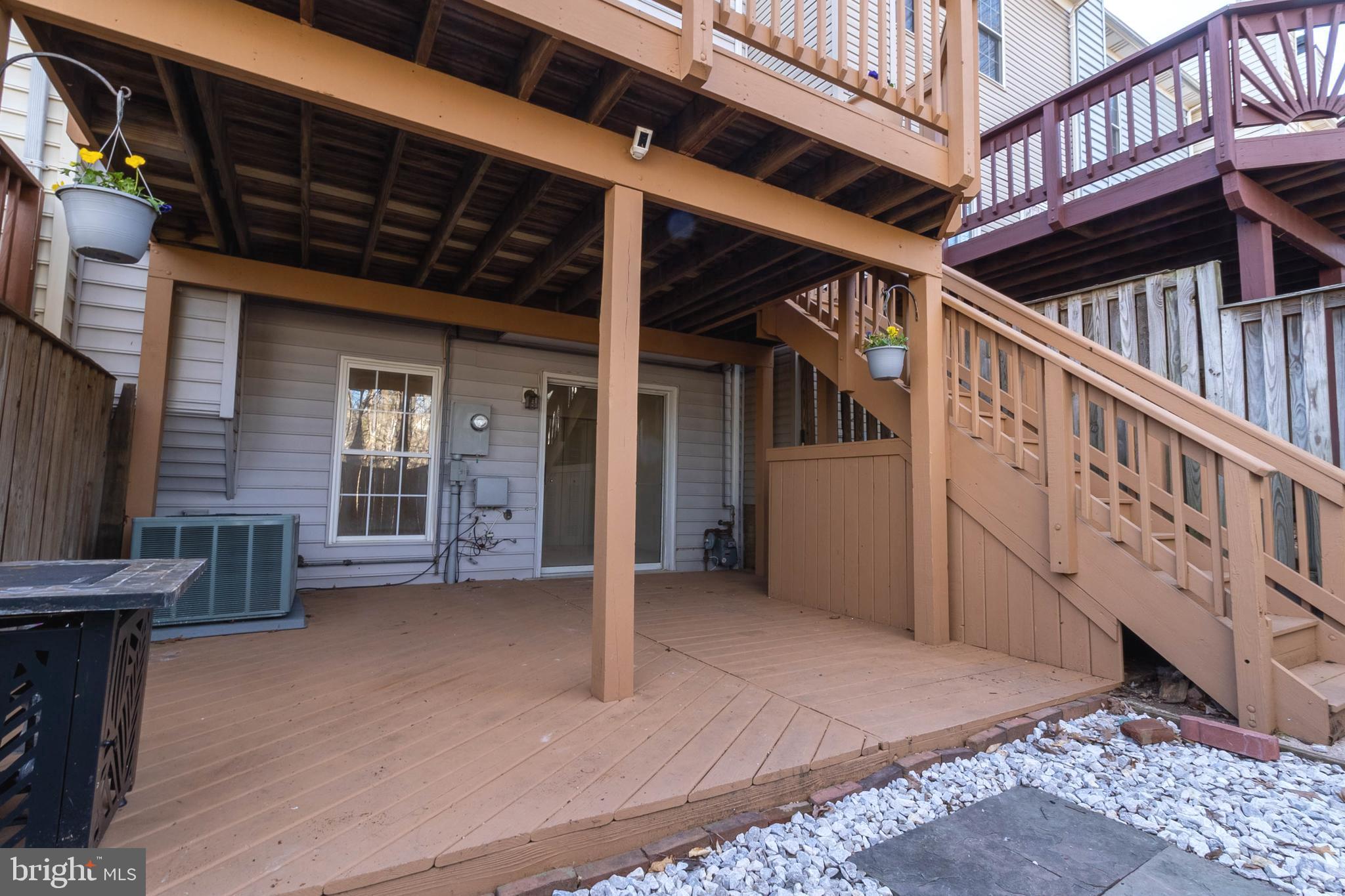 COMPTON VALLEY ESTATES - Residential