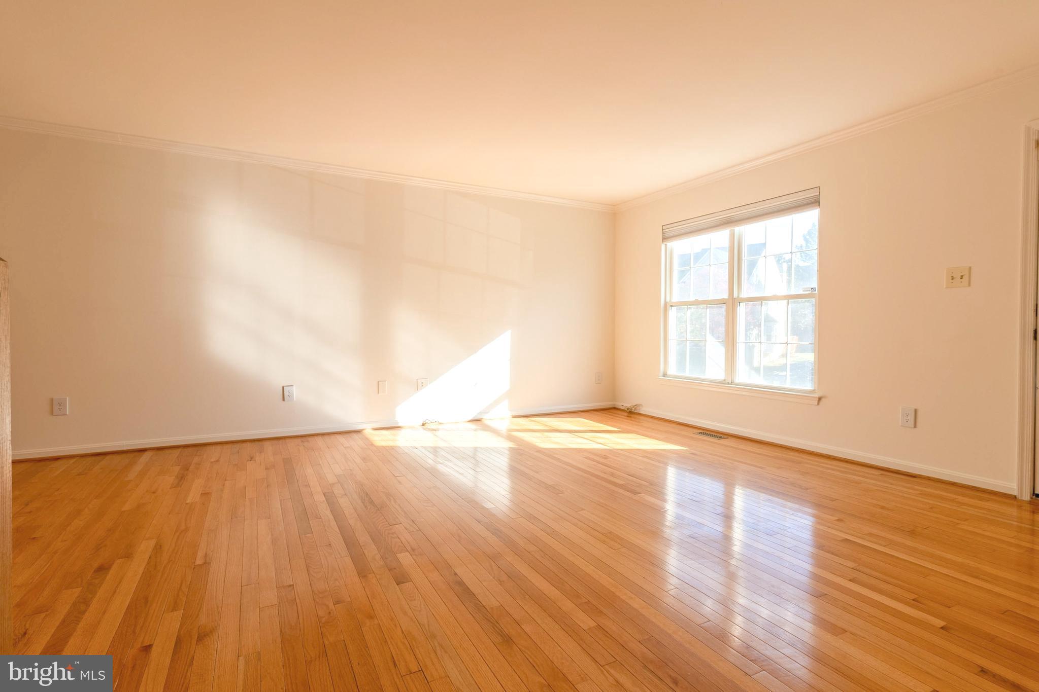 COMPTON VALLEY ESTATES - Residential